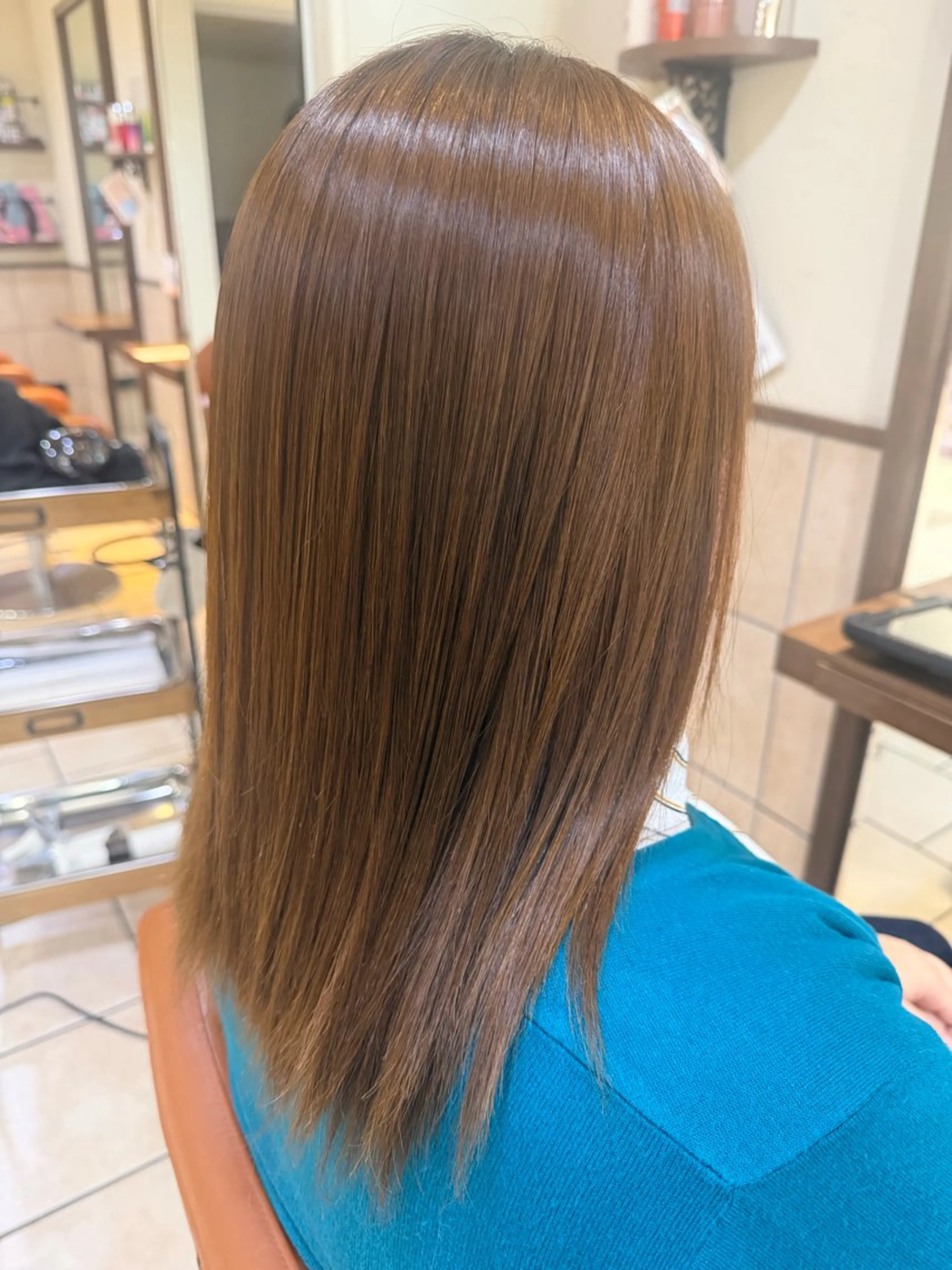 ミディアム 縮毛矯正 井上 琉菜のヘアスタイル