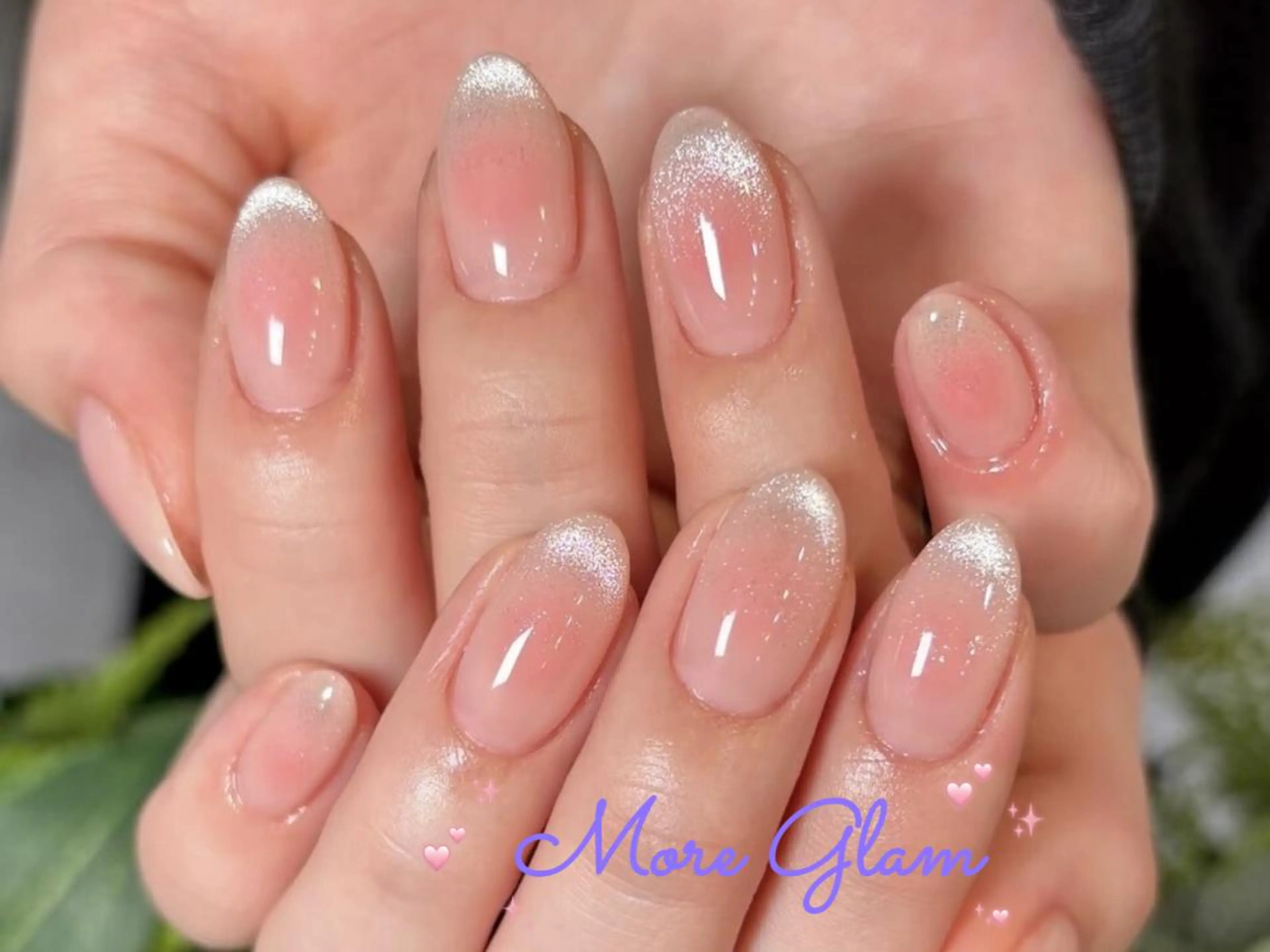 ネイル 長さ出し フットネイル フレンチネイル ジェルネイル ガラスフレンチ MoreGlam Nailsのネイルデザイン