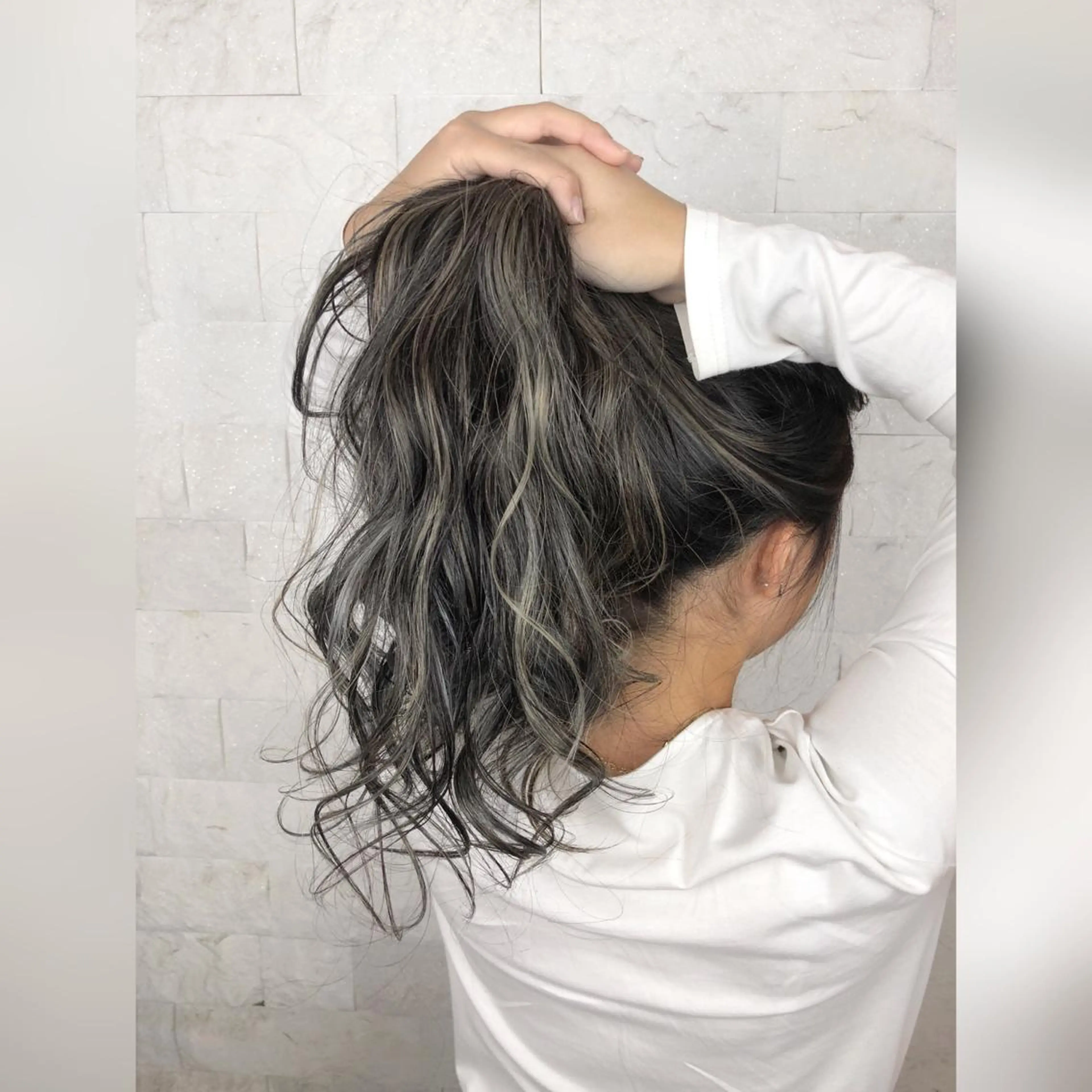 ロング カラー ハイライトカラー ハイライト 6月以降は渋谷で受付 ツダケイタロウのヘアスタイル