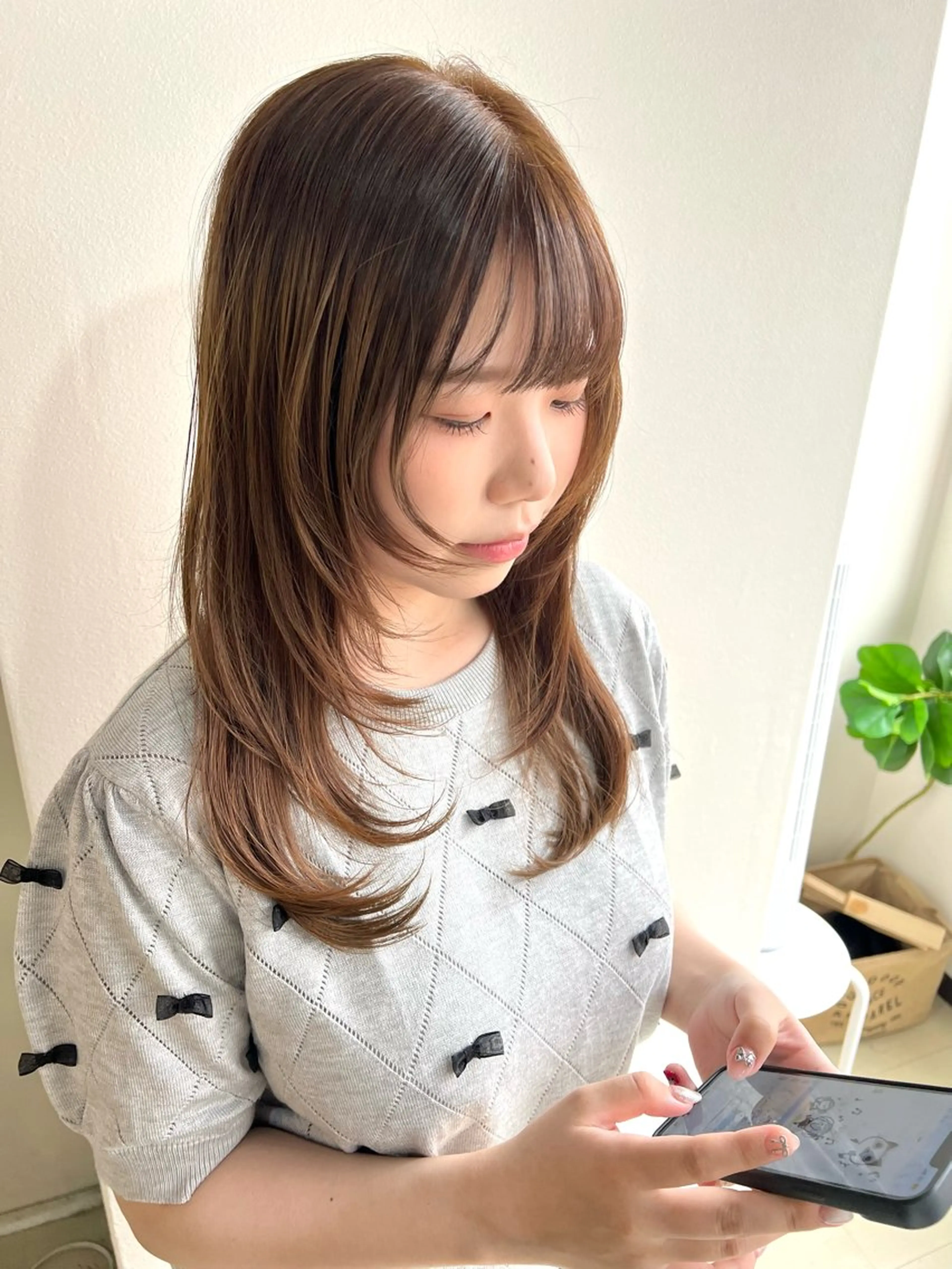 ミディアム カラー レイヤーカット Sherry/R 三川町 ayakaのヘアスタイル