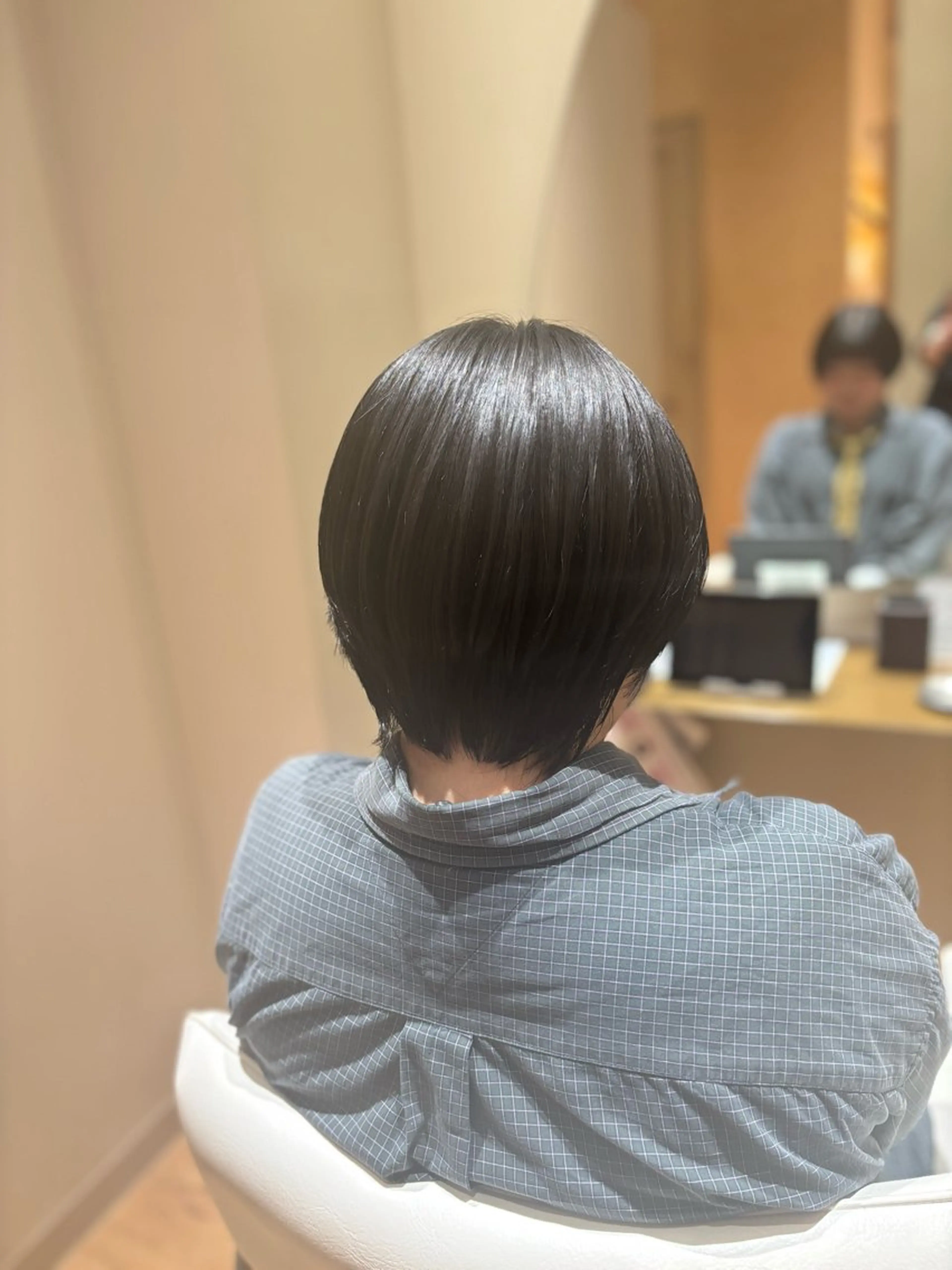 ショート ショートヘア 中島愛佳🐥⸒⸒ 縮毛矯正/艶髪カラーのヘアスタイル