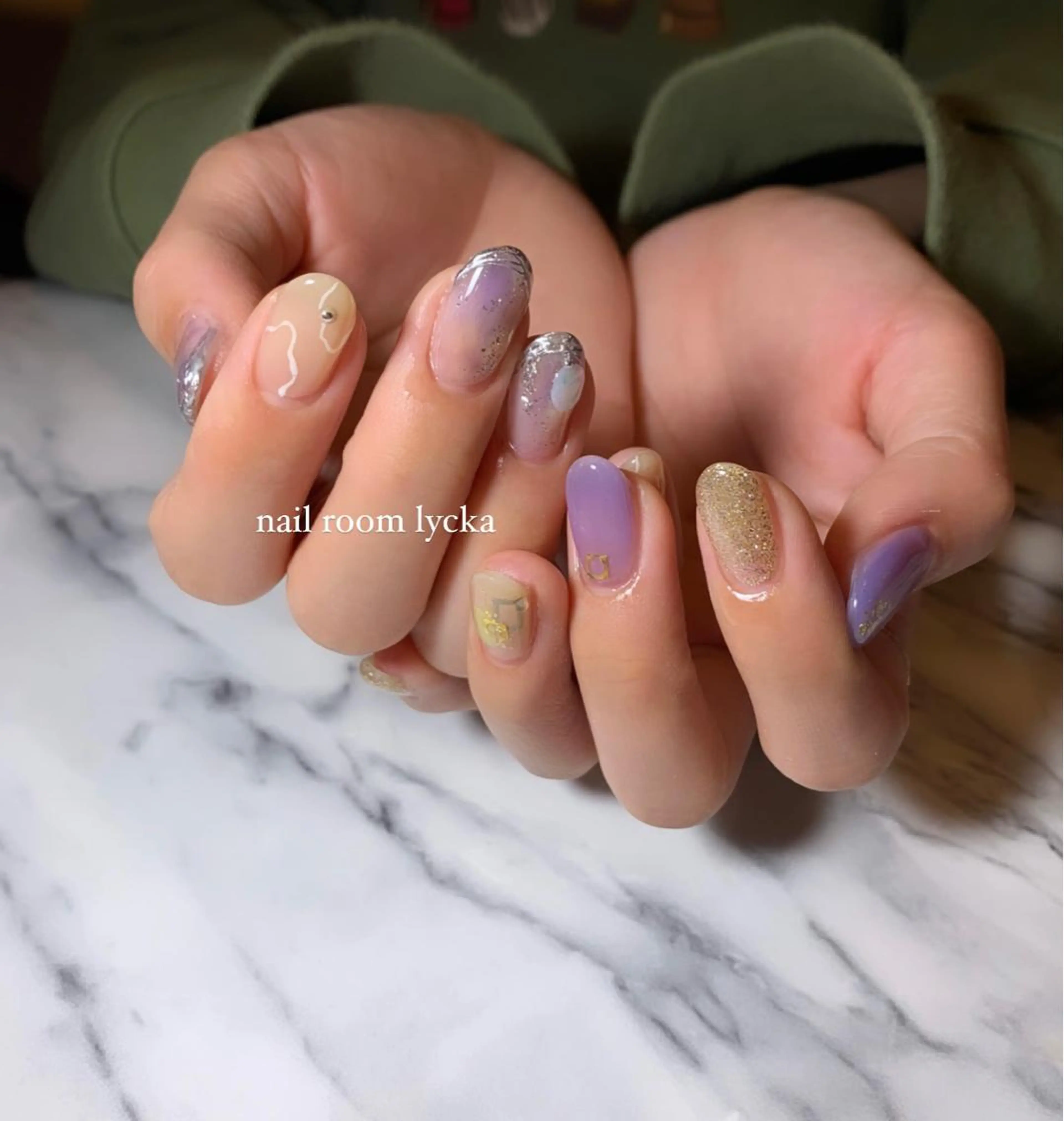 ネイル ﾈｲﾙﾙｰﾑﾘｯｶ 𝐦𝐚𝐲𝐮のネイルデザイン