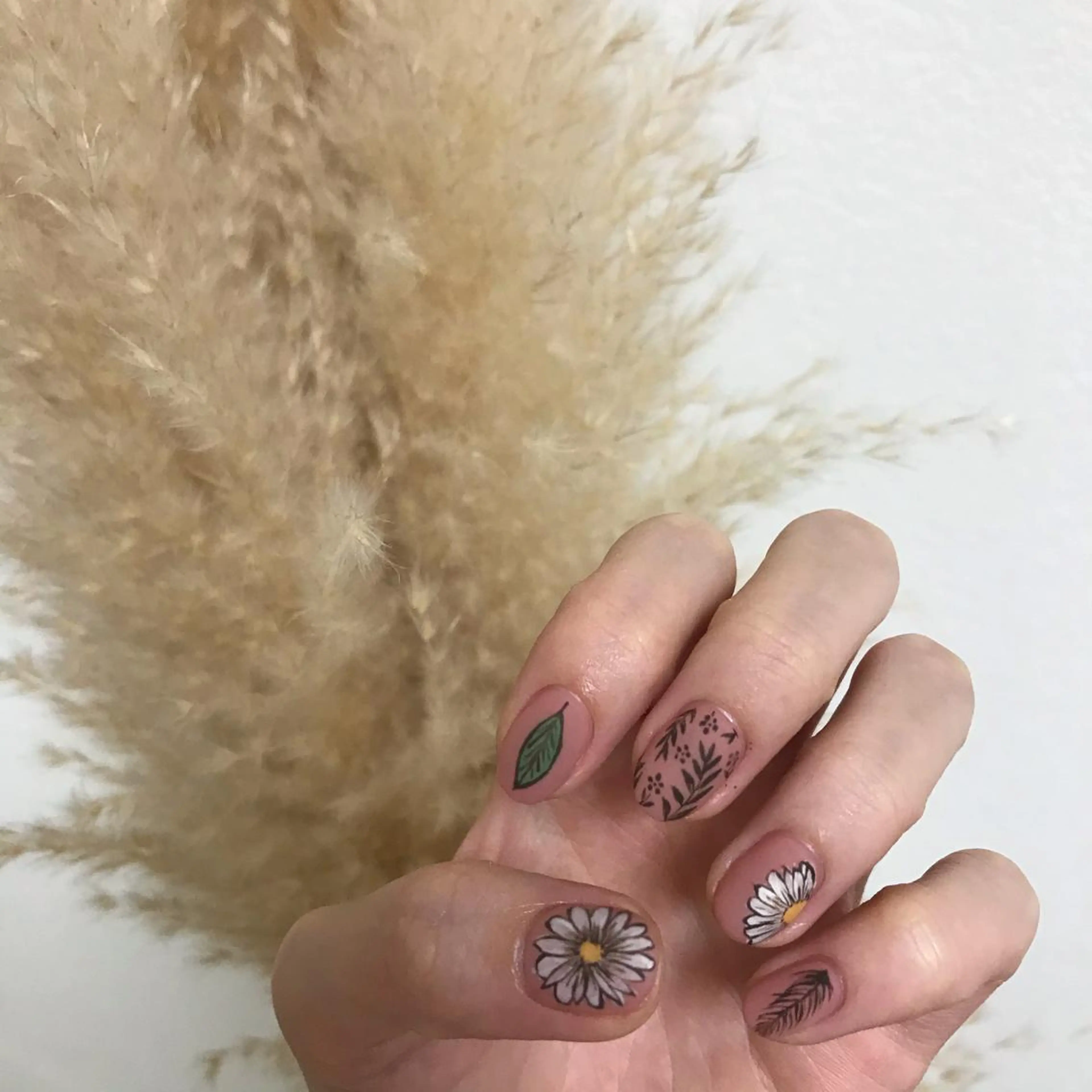 ネイル ハンドネイル 💅chainail _aiのネイルデザイン