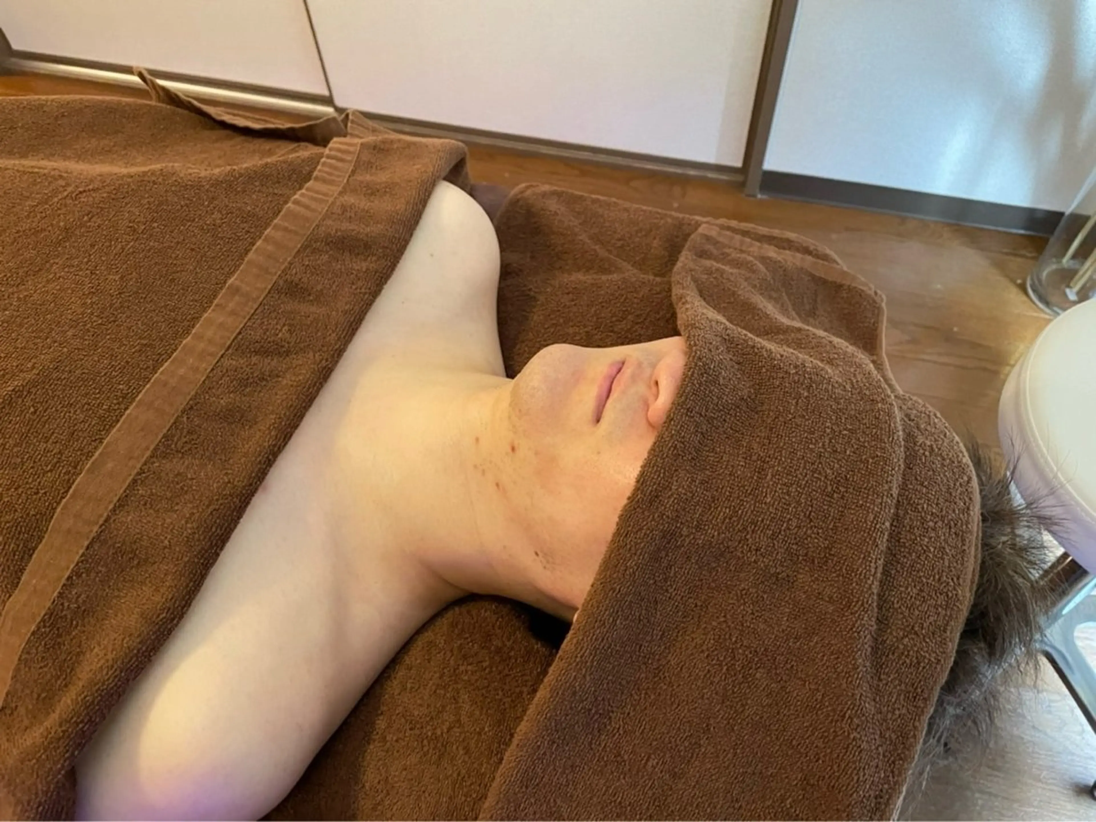 ［メンズ］　初回　顔イオン脱毛（ひげ鼻下＆頬）の写真