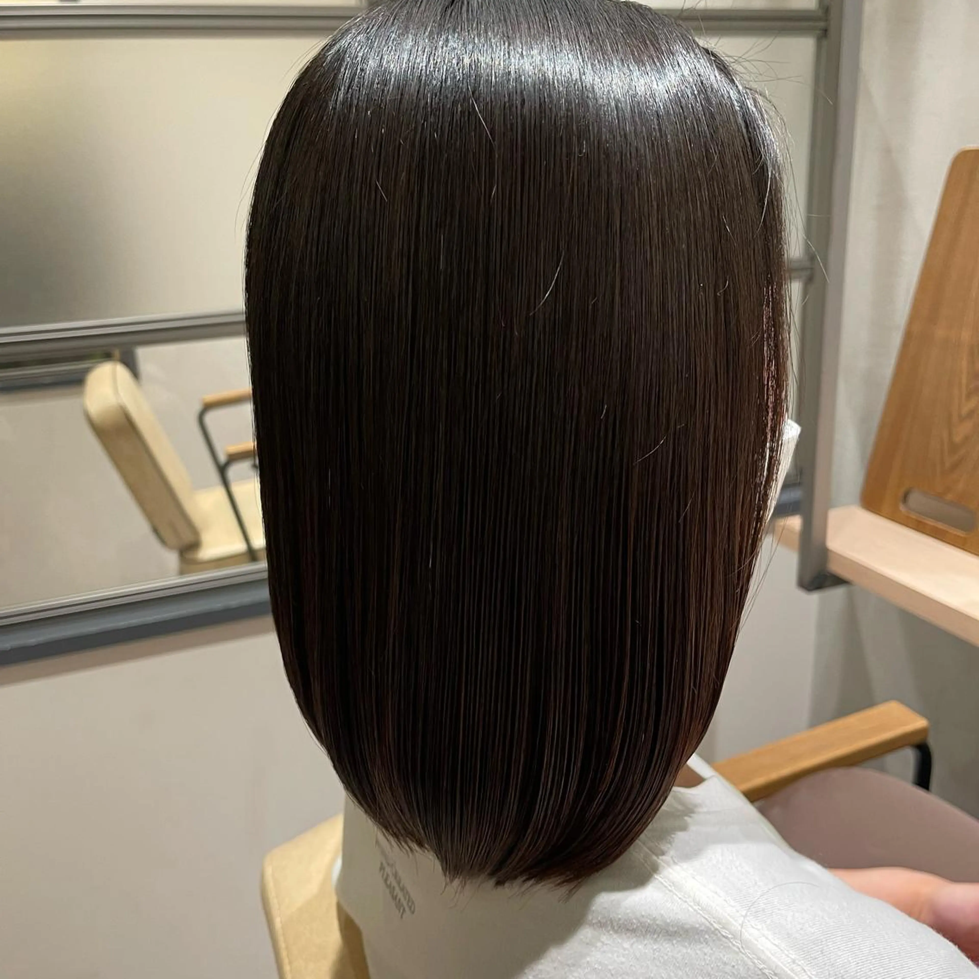 ミディアム カラー ヘアアレンジ 高井瑠華🌼 ストカールカット特化のヘアスタイル