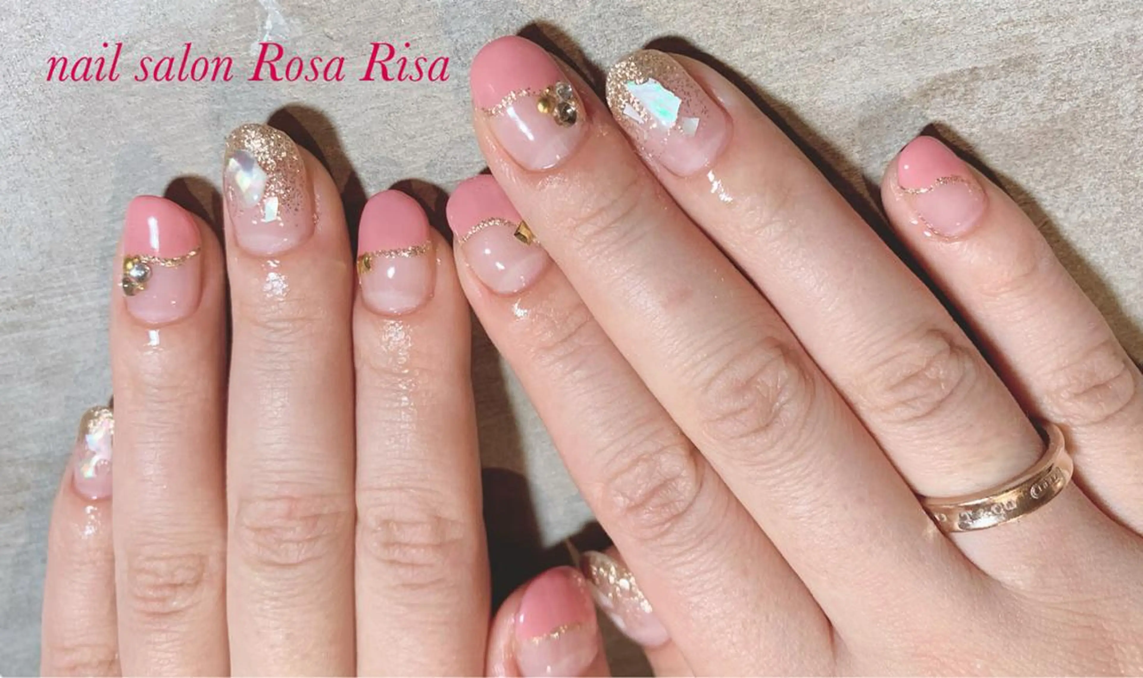 ショート ネイル ジェルネイル ネイルスタジオ シェイクユアハンズのネイルデザイン