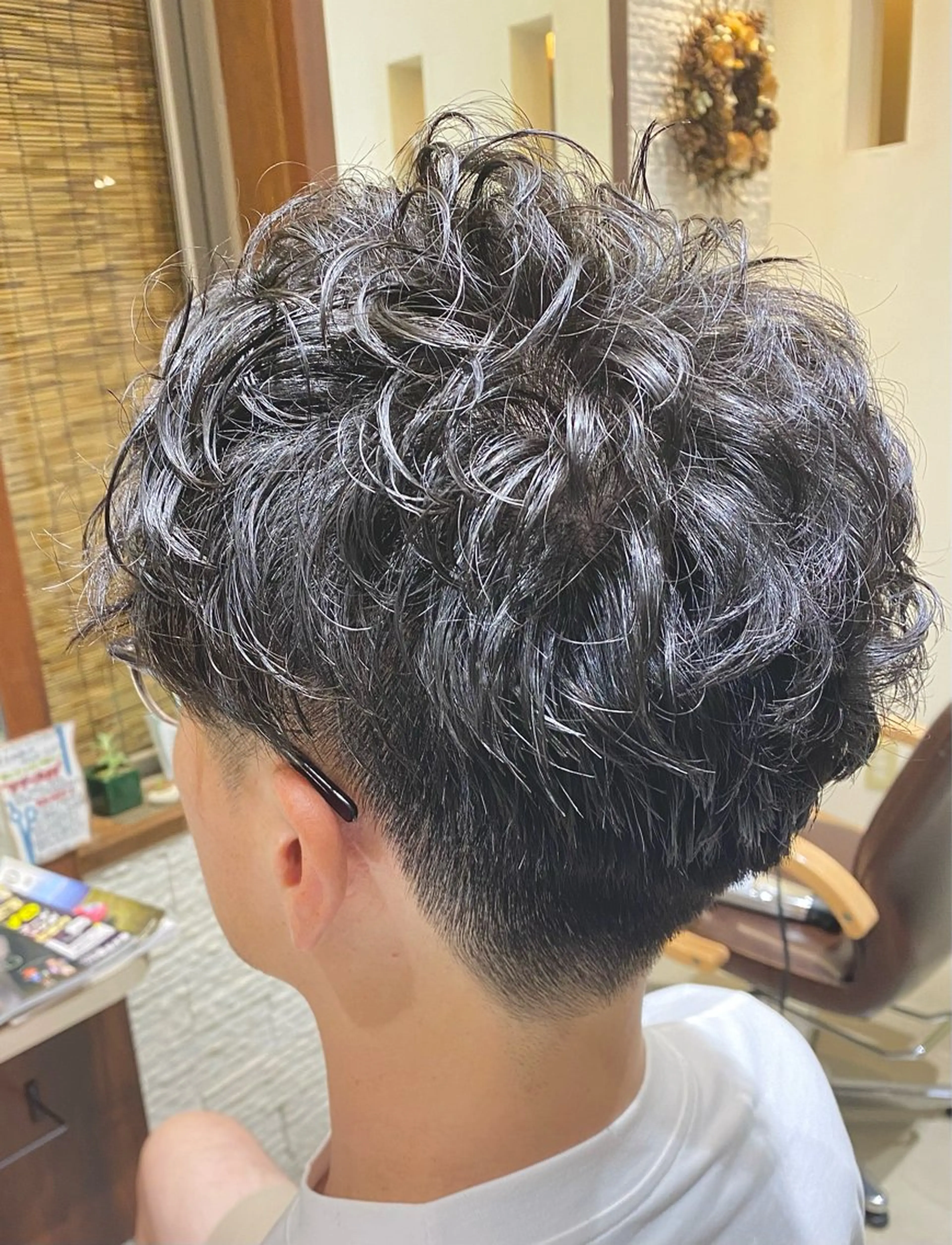 パーマ メンズ メンズパーマ カット パーマ 菅野 奏のヘアスタイル