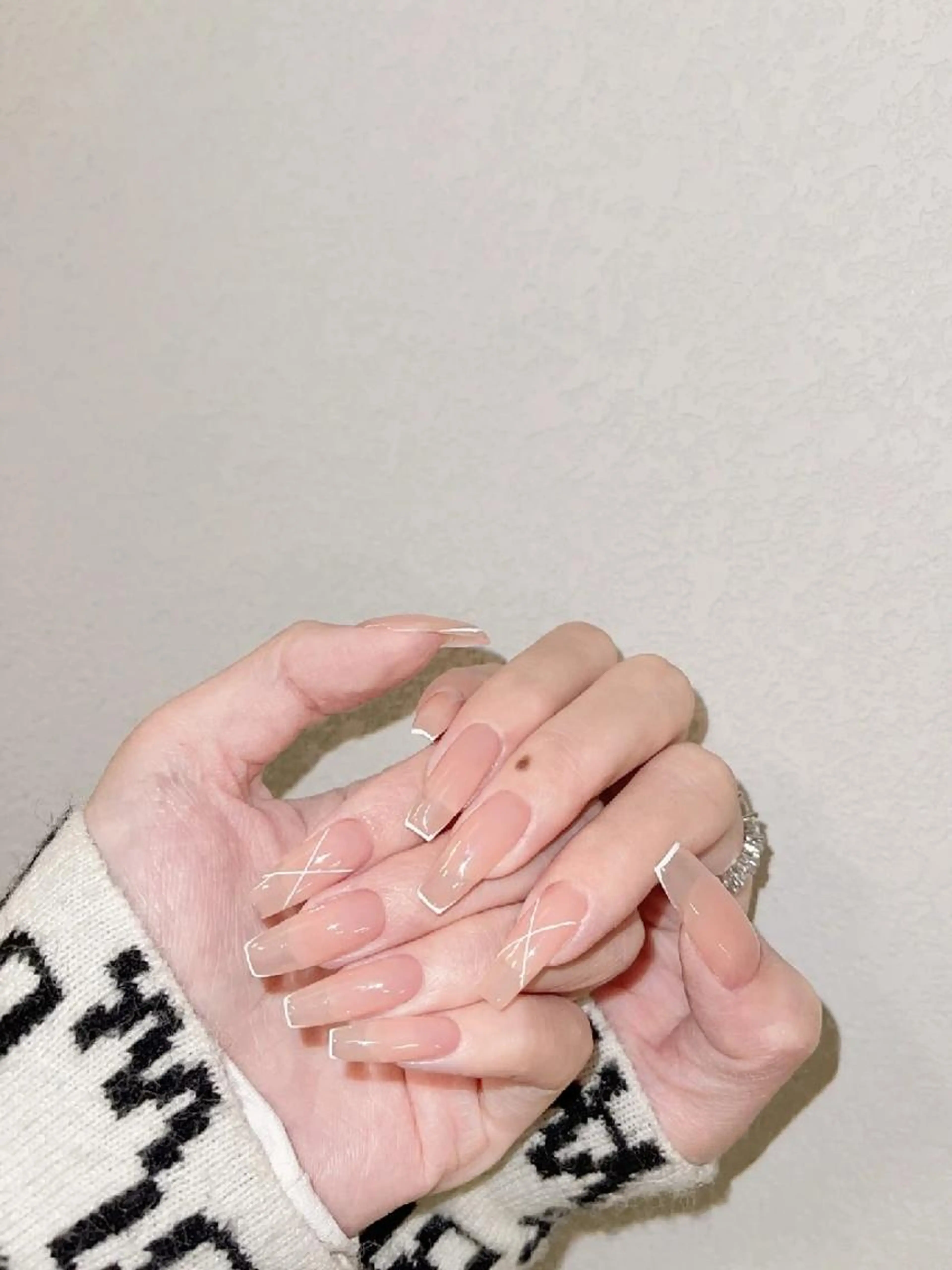 シンプルデザイン+チップ長さだしの写真