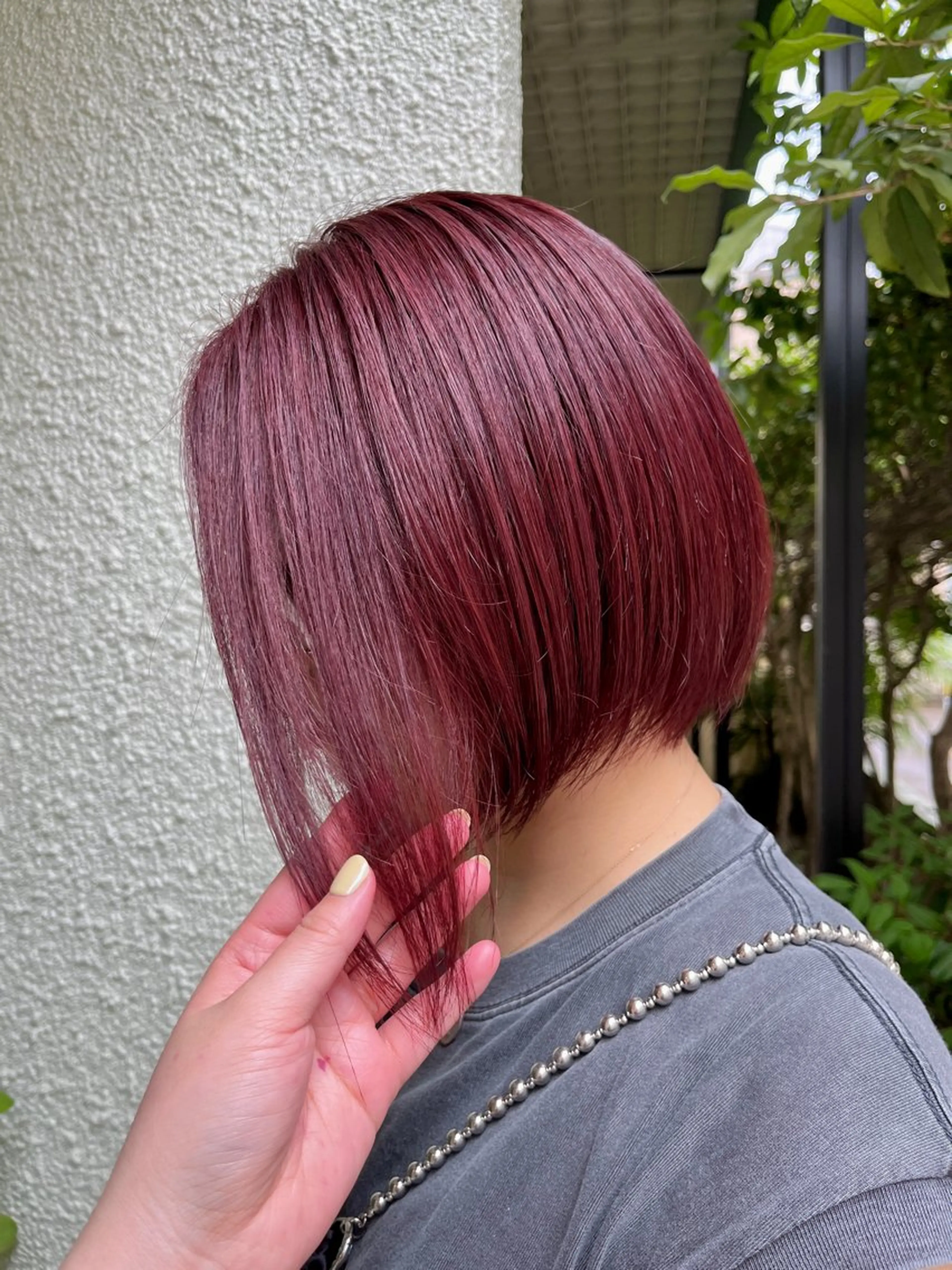 ショート カラー ピンクカラー レッドカラー ヘアカラー トリートメント ブリーチなしカラー ダブルカラーエクステのヘアスタイル