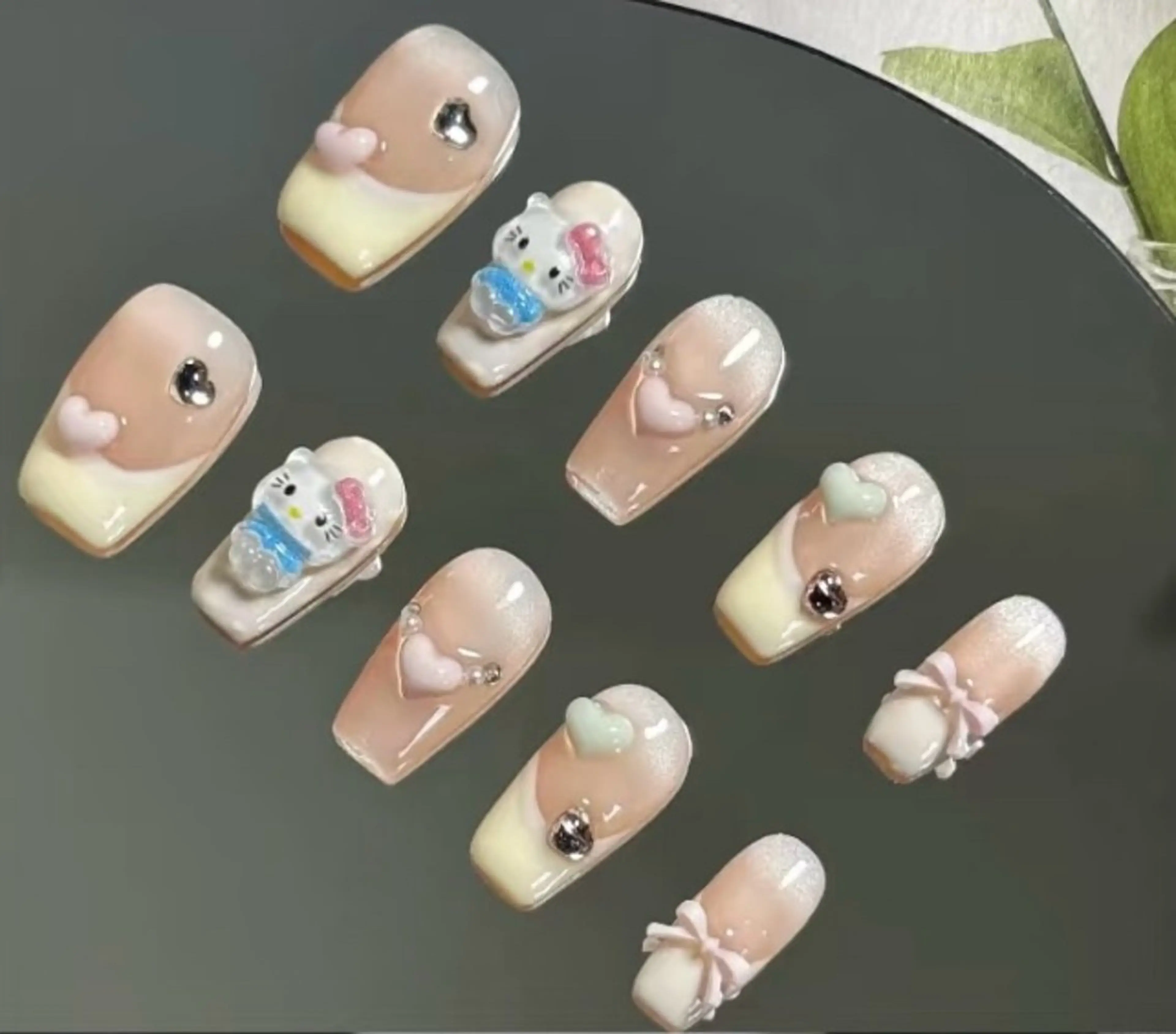 ネイル ハンドネイル H3 Nail Tsuki🦋💙のネイルデザイン