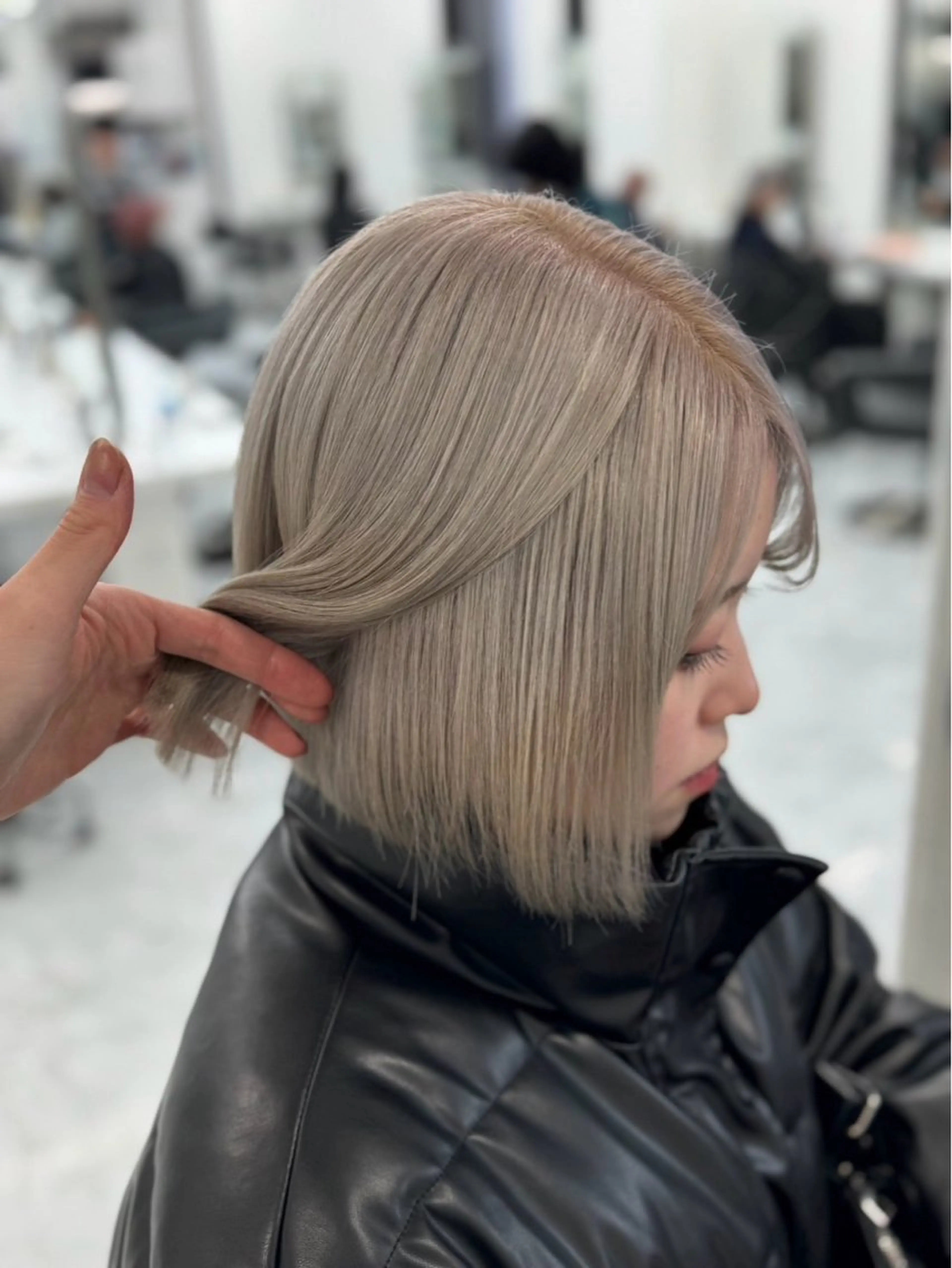 ショート カラー ブリーチ ケアブリーチ ケアカラー ダブルカラー インナーカラー 中山 正洋のヘアスタイル