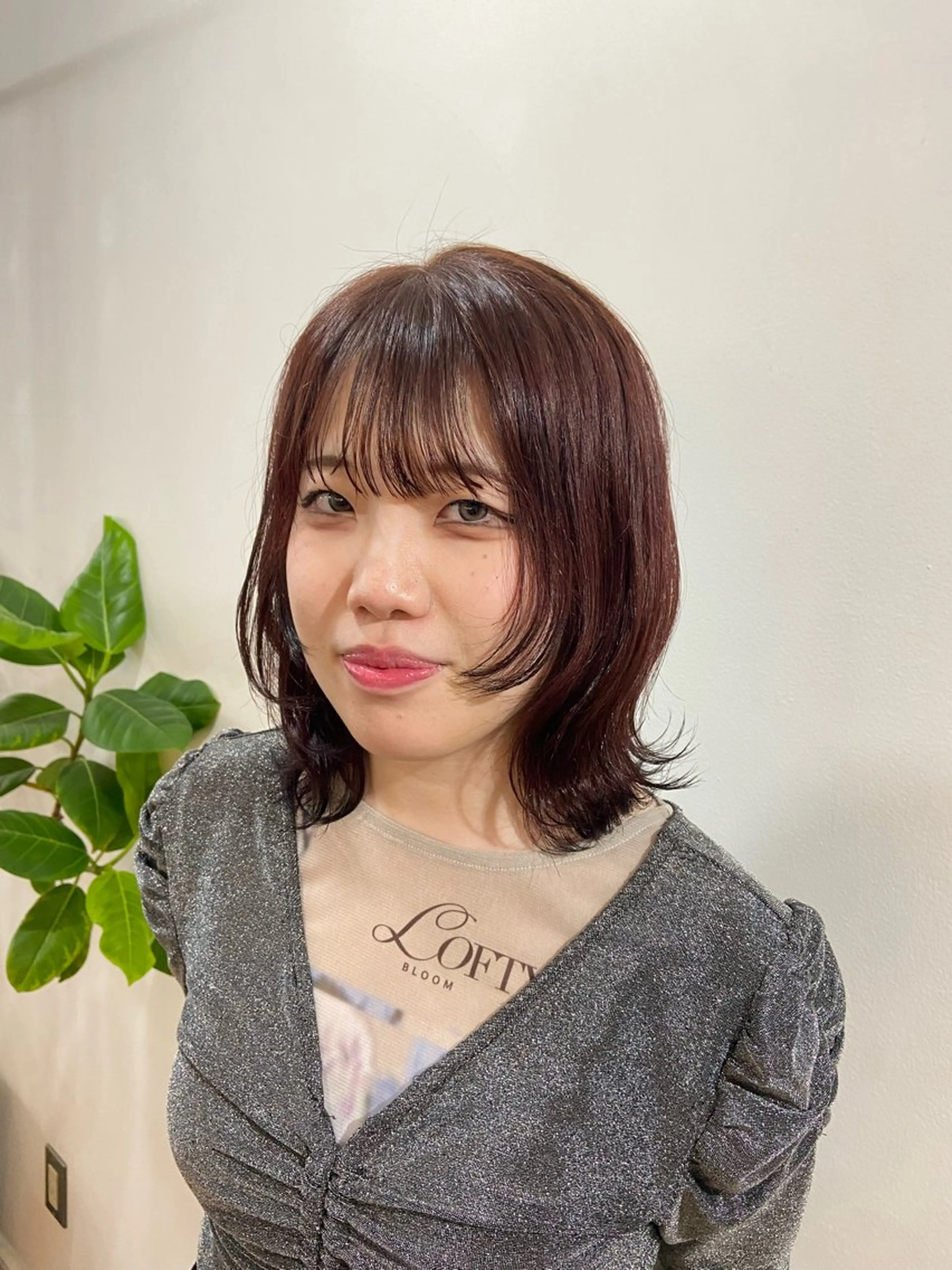 ワンカラー➕裾カラー(ポイントカラー)ブリーチなしの写真