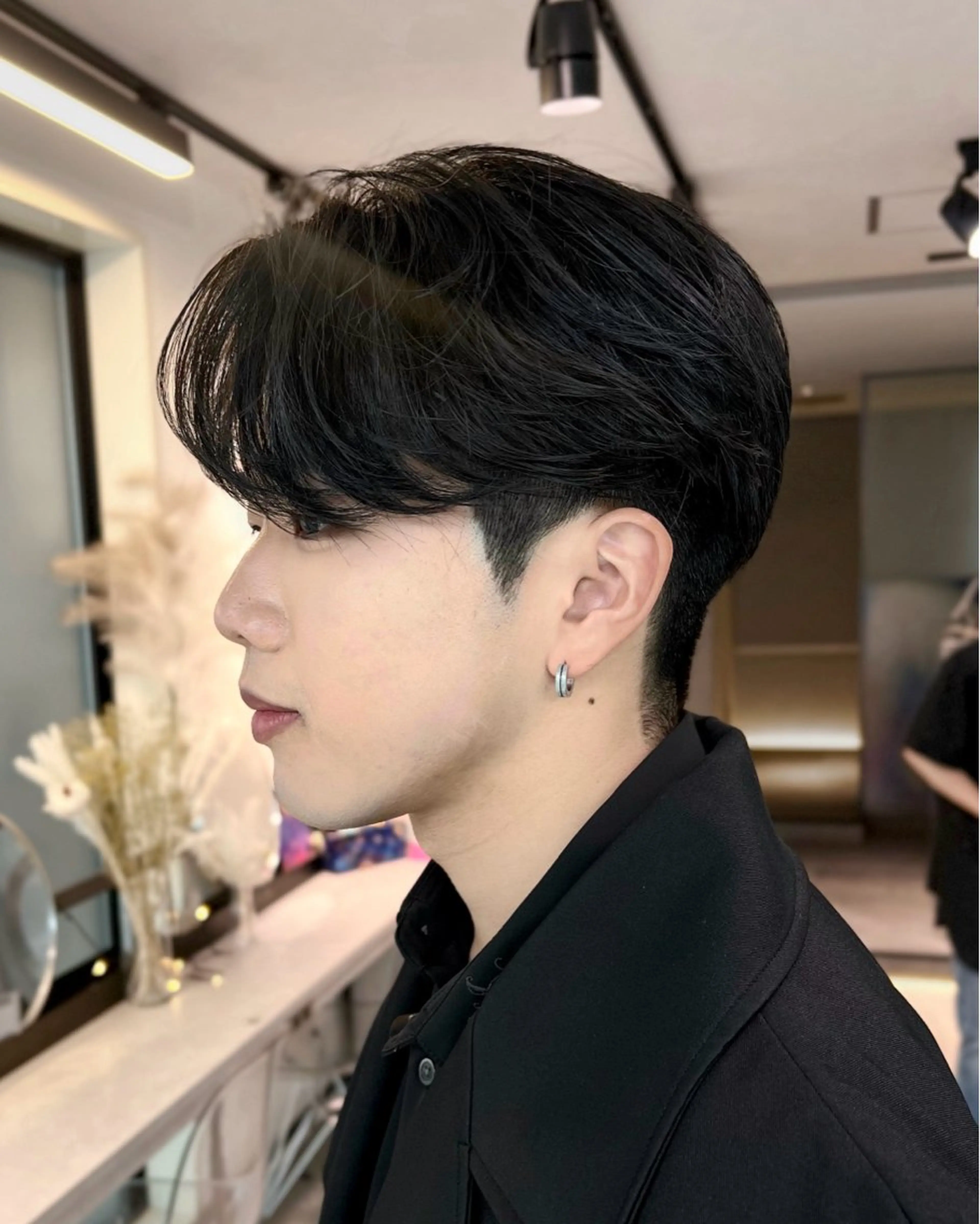 パーマ メンズ センターパート メンズパーマ ニュアンスパーマ カット パーマ Qin shaire salon 原宿verno店所属・【センターパート】 ETO／江藤翼の眉毛・アイブロウイメージ