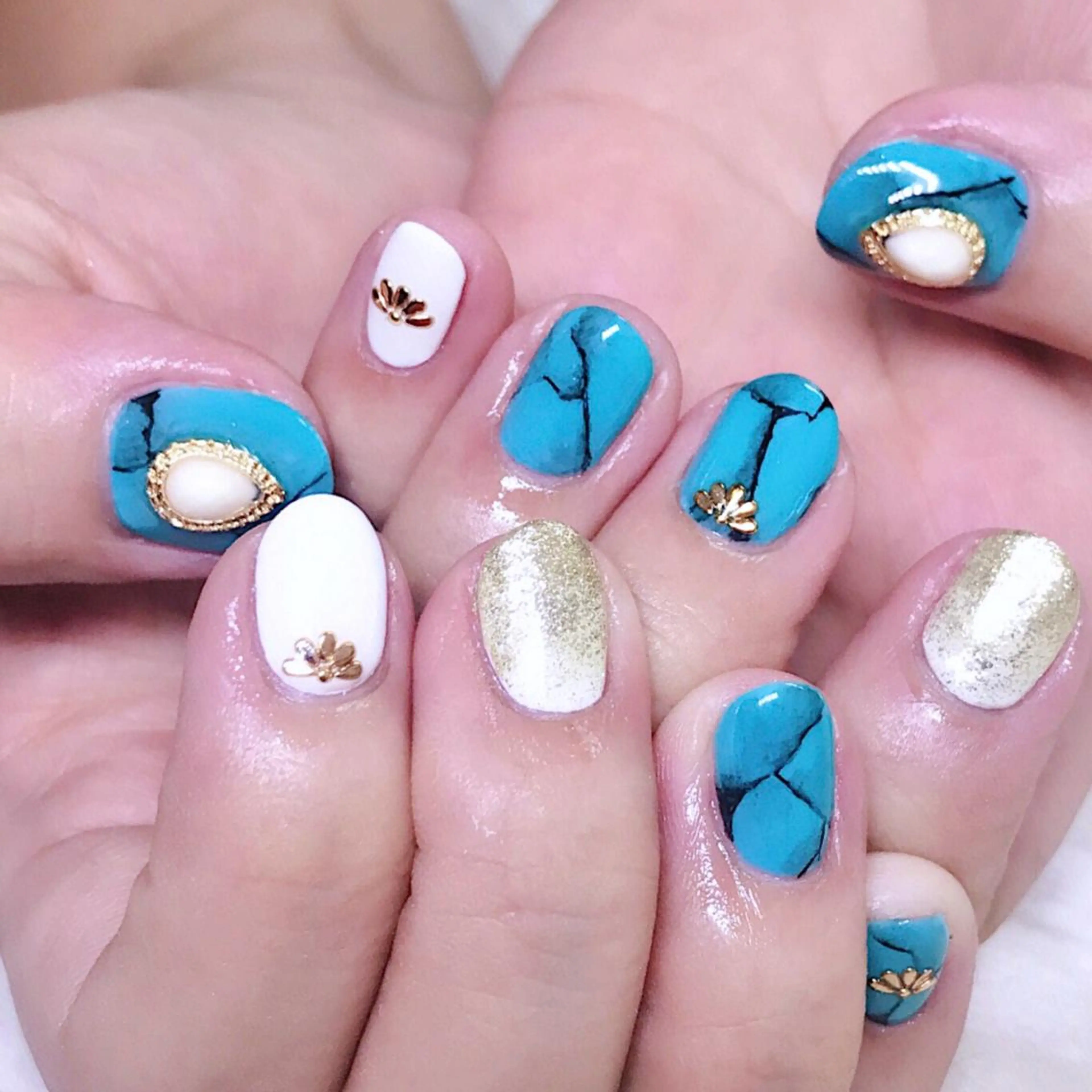 ネイル NOI ROUGEのネイルデザイン