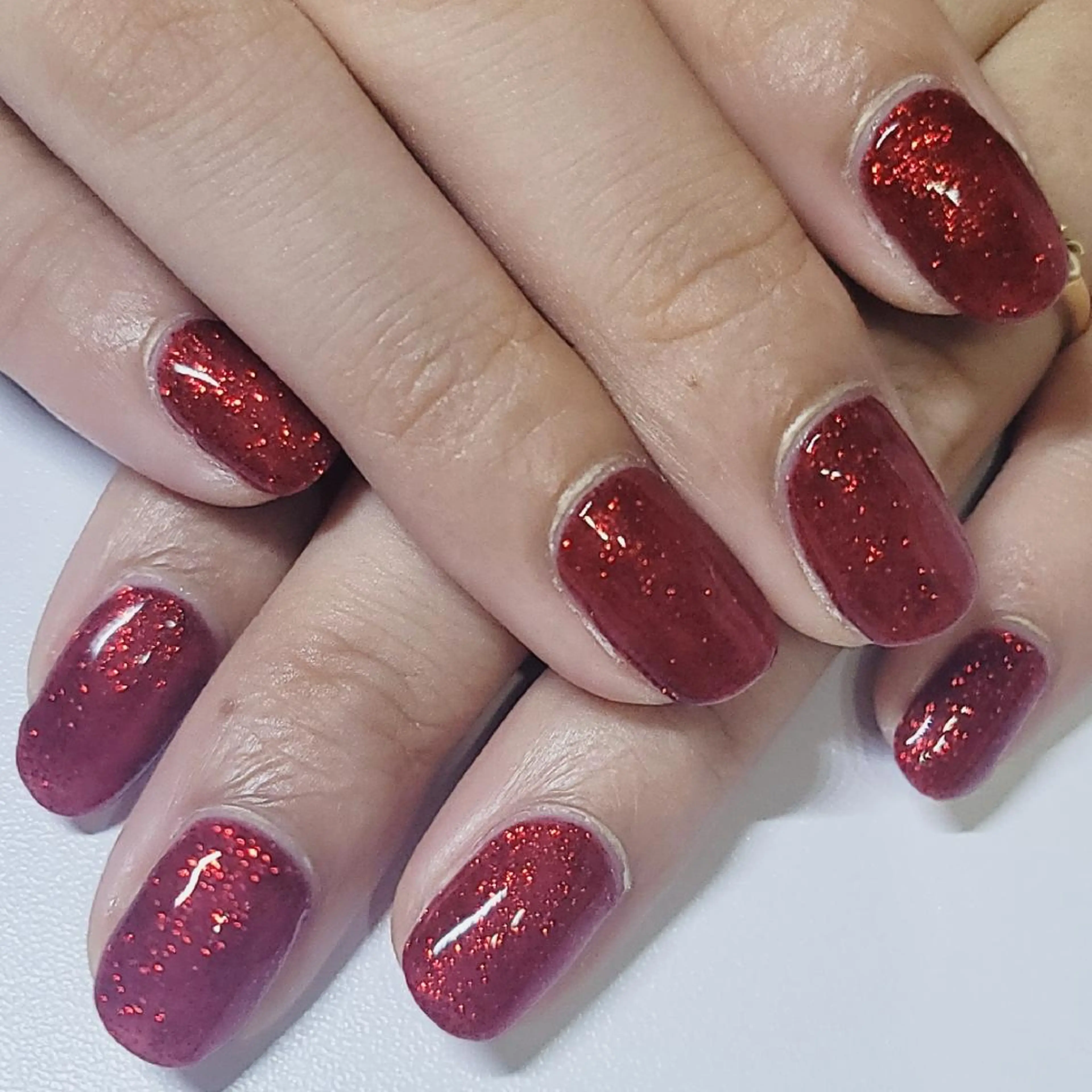 ネイル ラメ(グリッター) ワンカラーネイル 赤色 ハンドネイル よしだ ひろきのネイルデザイン