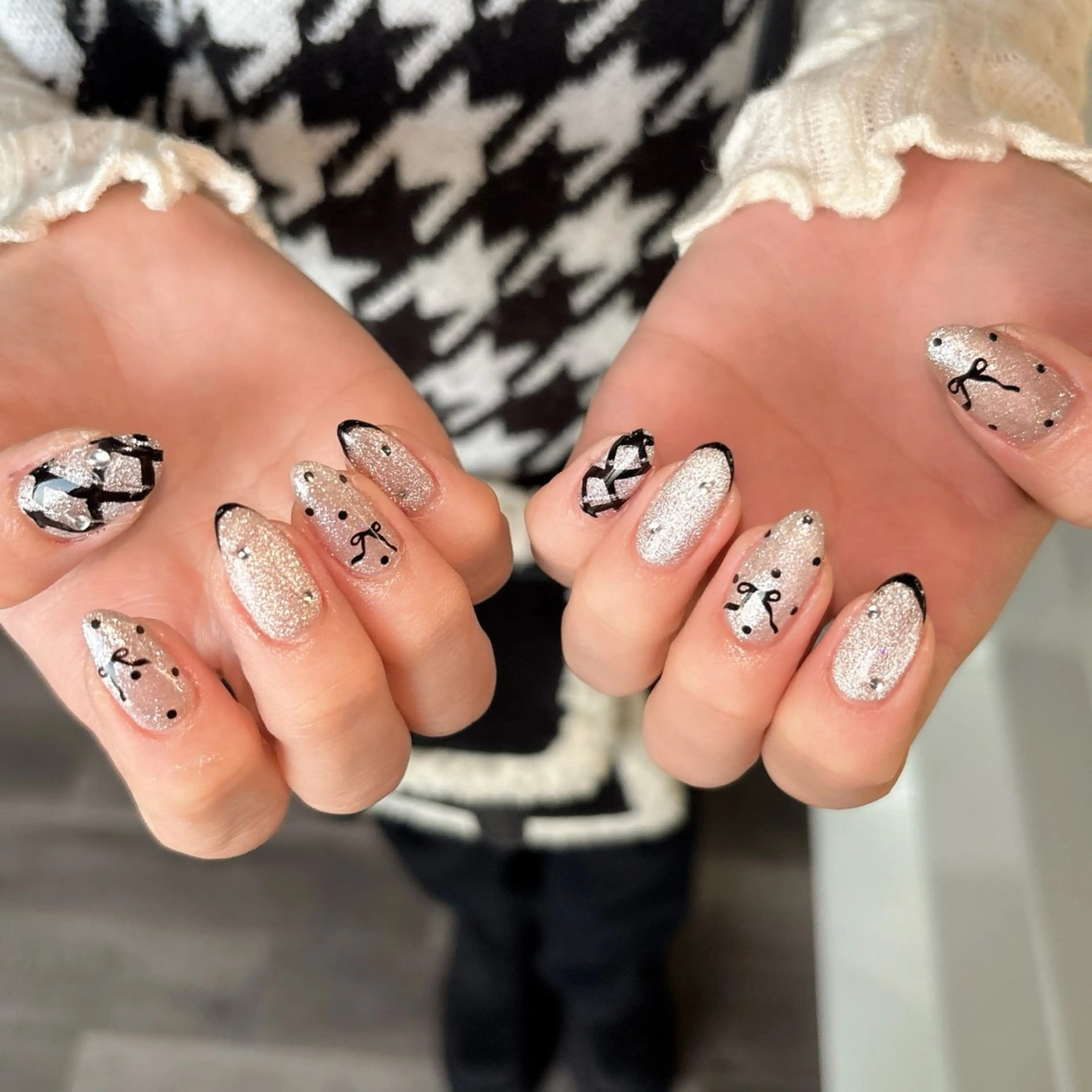 ミディアム 韓国ガーリー🎀 岐南🤍ななみのネイルデザイン