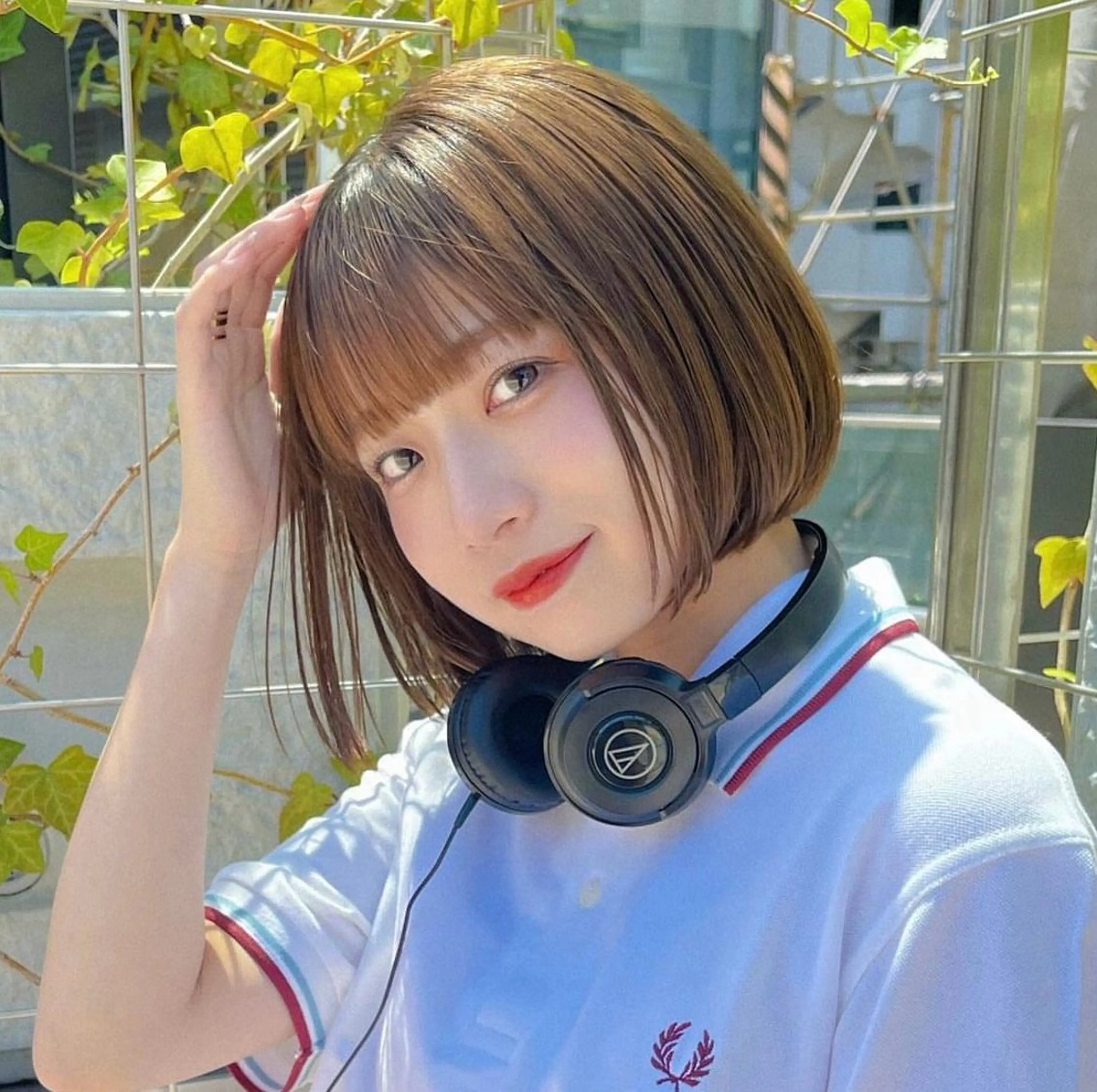 ショート カラー ベージュカラー ブラウンカラー ブラウンベージュ カット ヘアカラー ムラ修正💎 艶髪ハイトーン💎のヘアスタイル