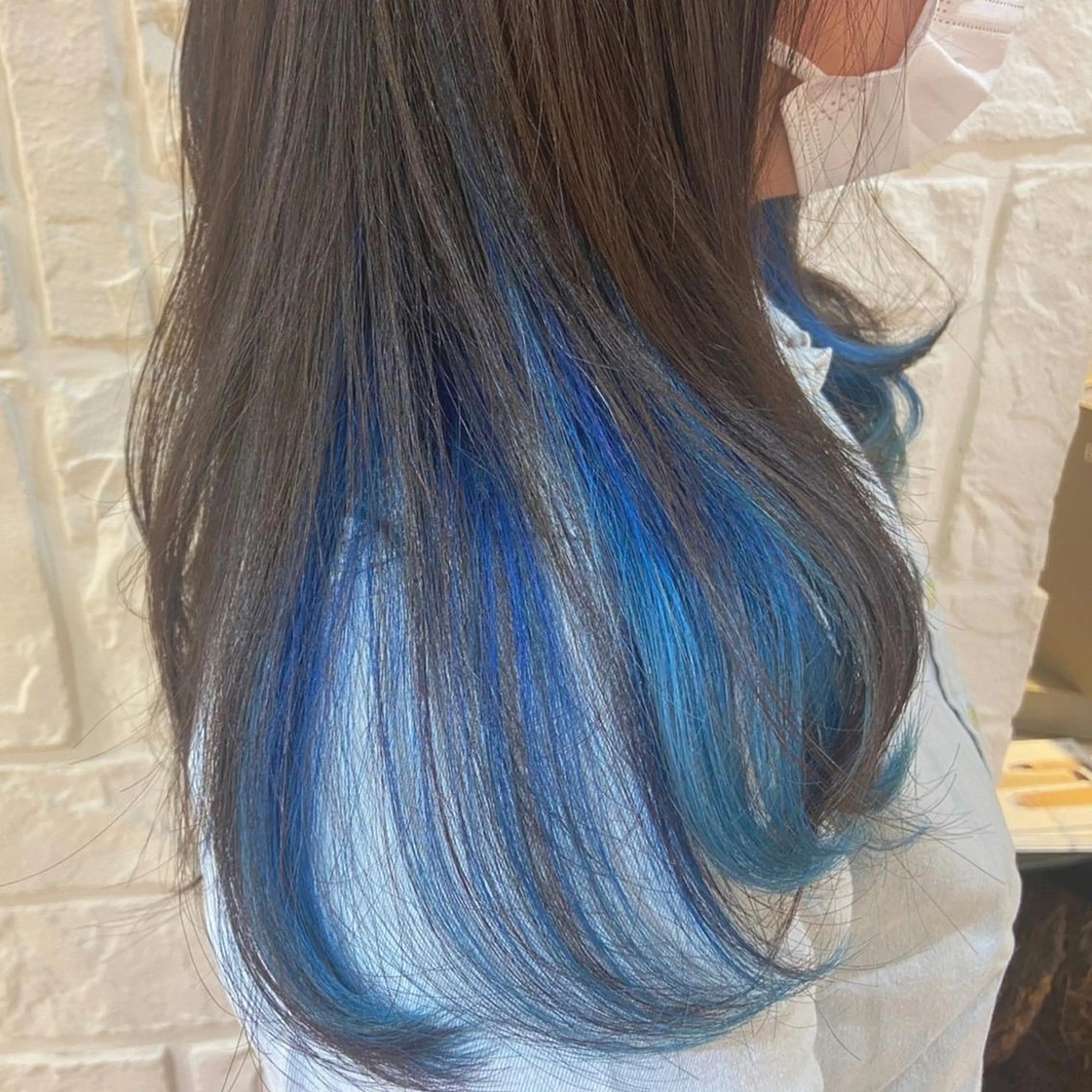 カラー RINA 【Loem】のヘアスタイル