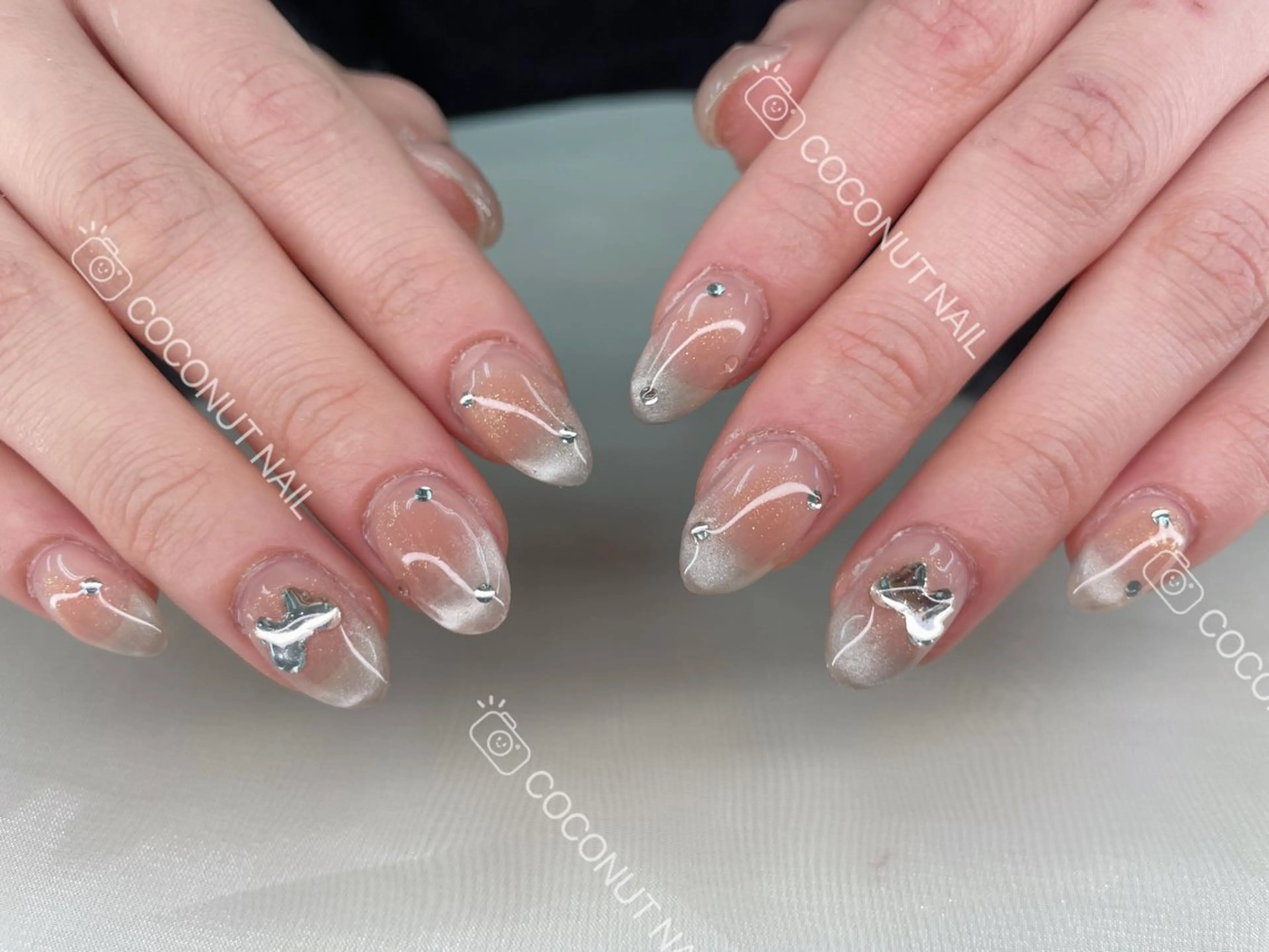 ネイル ハンドネイル 神田 ココナッツのネイルデザイン