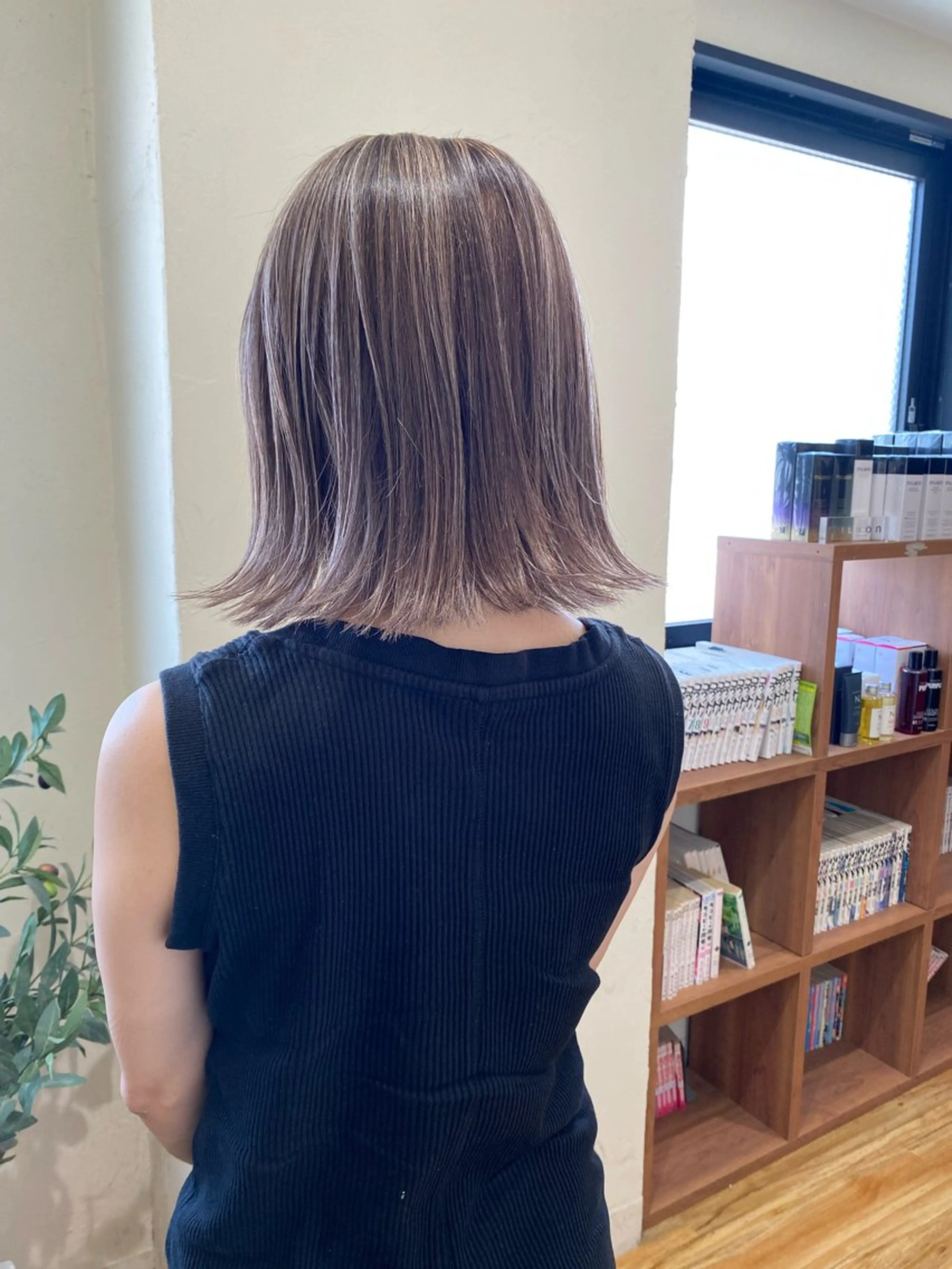 ミディアム カラー ヘアカラー 三戸 修平のヘアスタイル