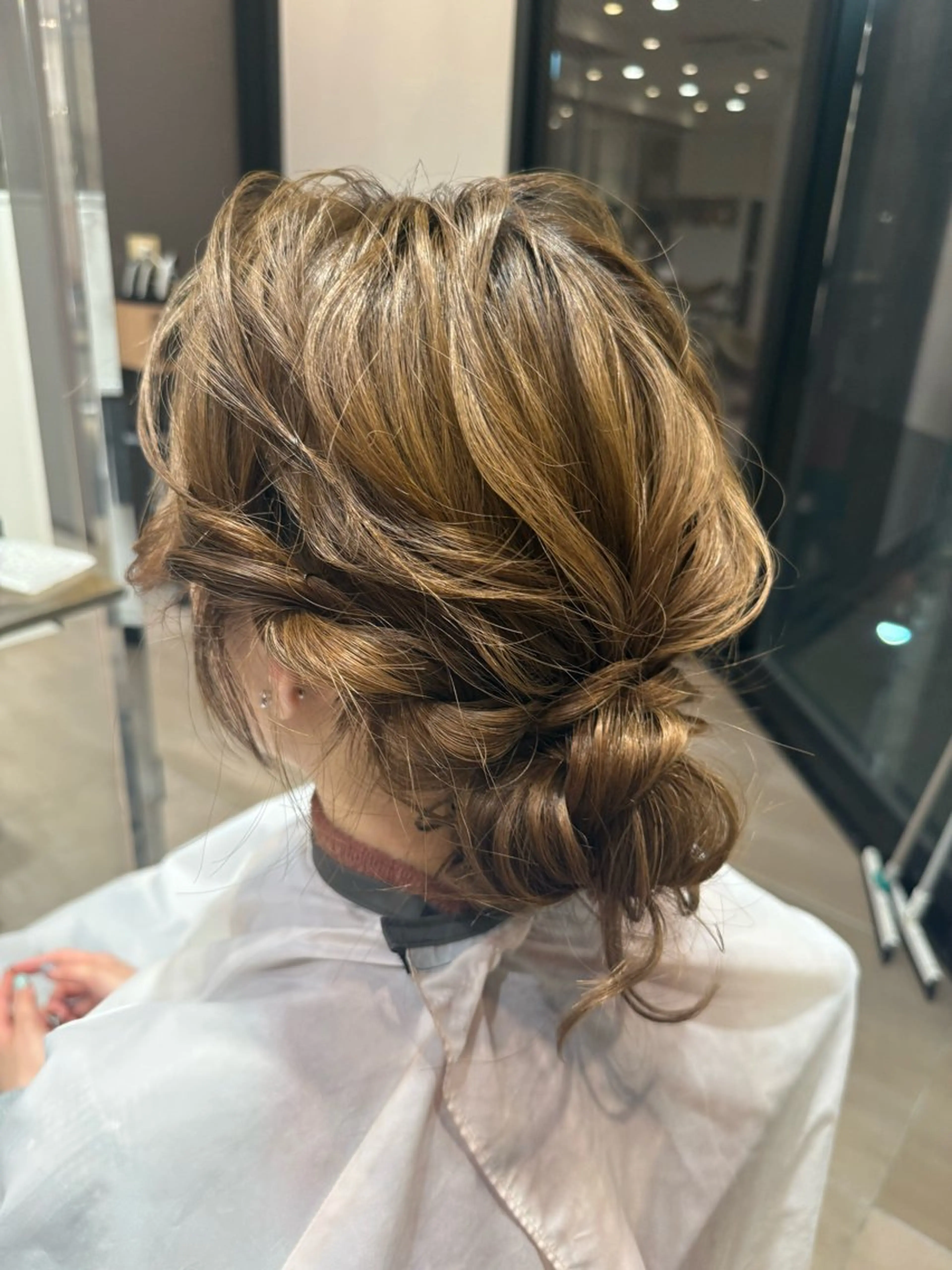 ミディアム ヘアアレンジ レイヤーカット 浴衣 指 碧波のヘアスタイル