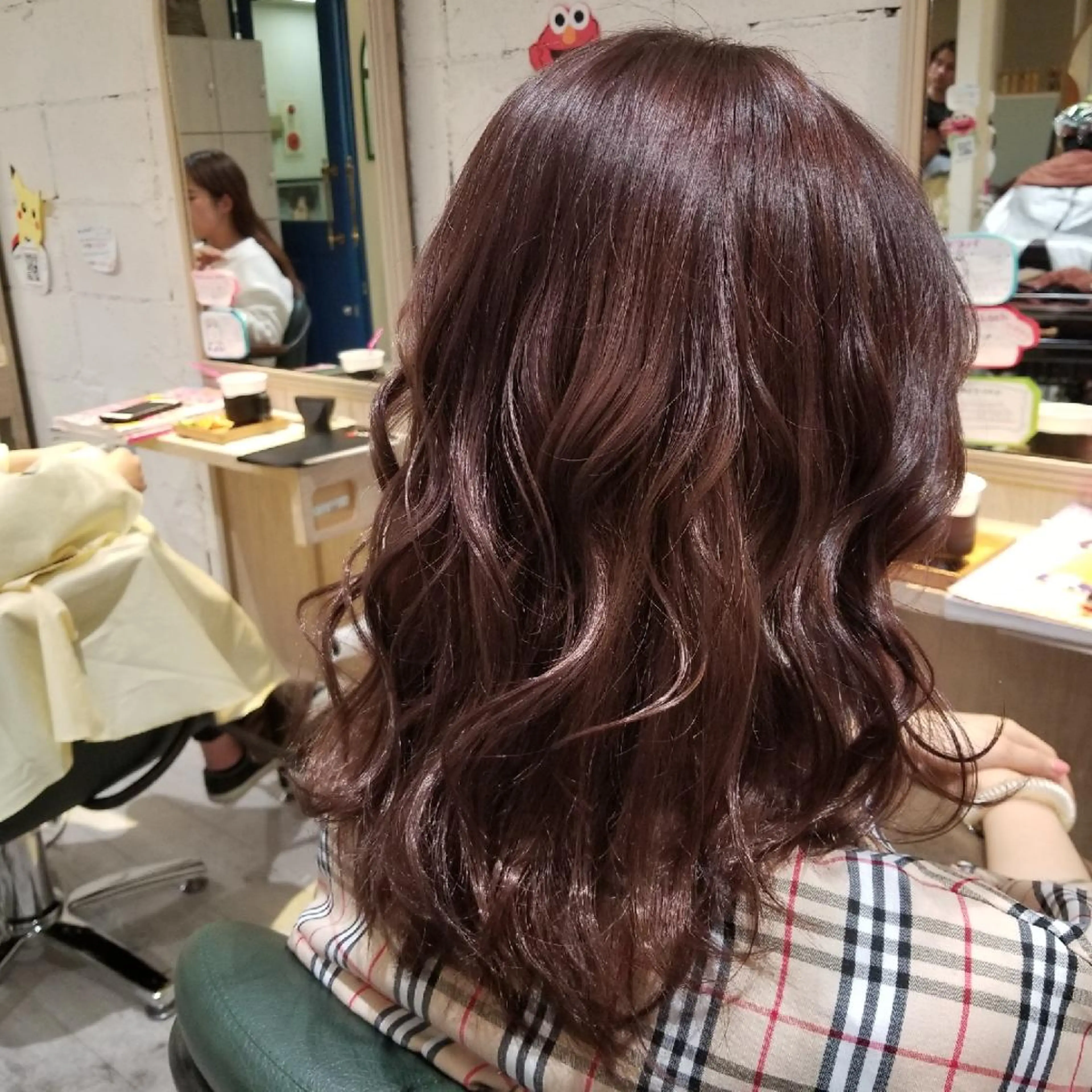 ミディアム SAKURA (サクラ)のヘアスタイル