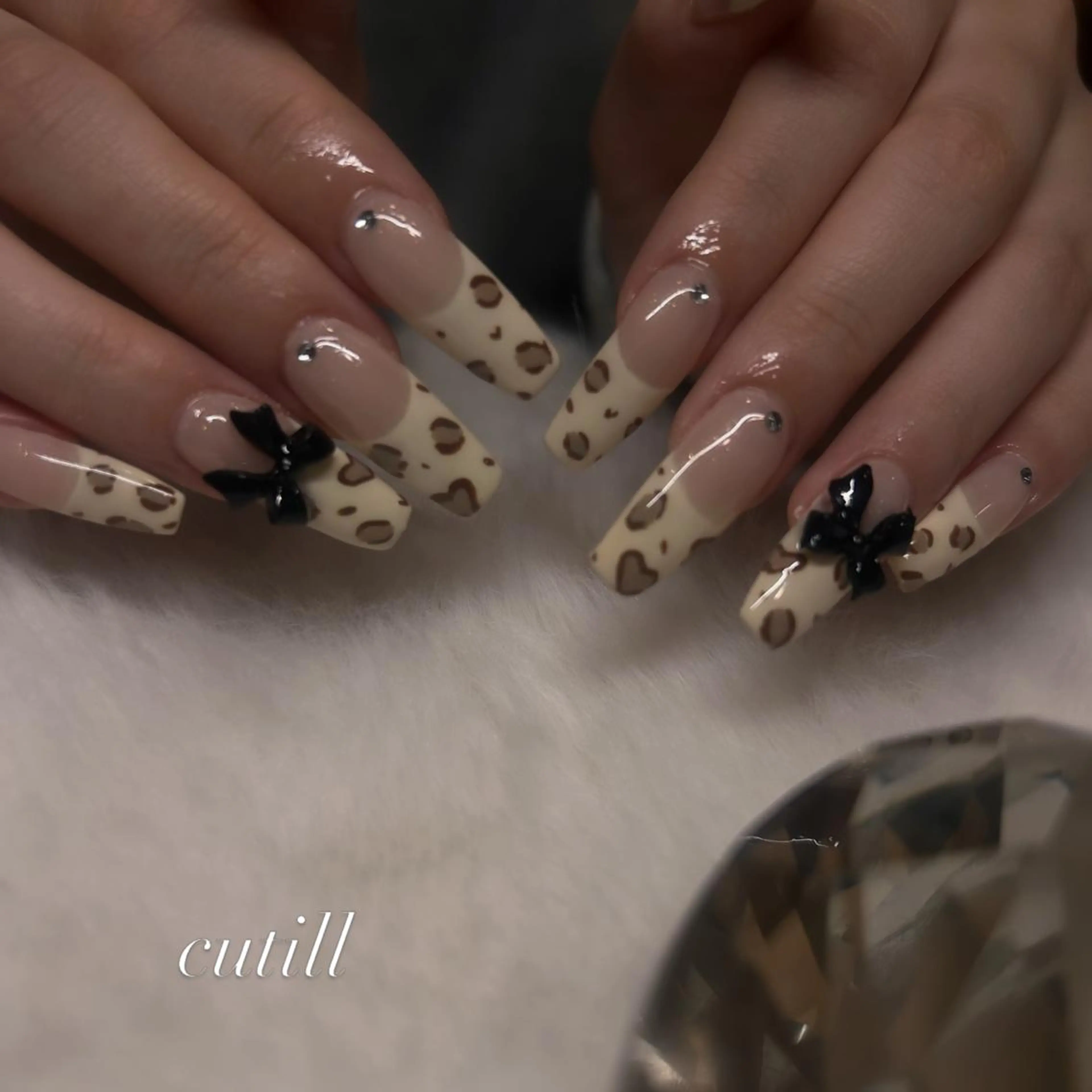 ネイル アニマル柄 フレンチネイル Megu 【 cutill 】のネイルデザイン
