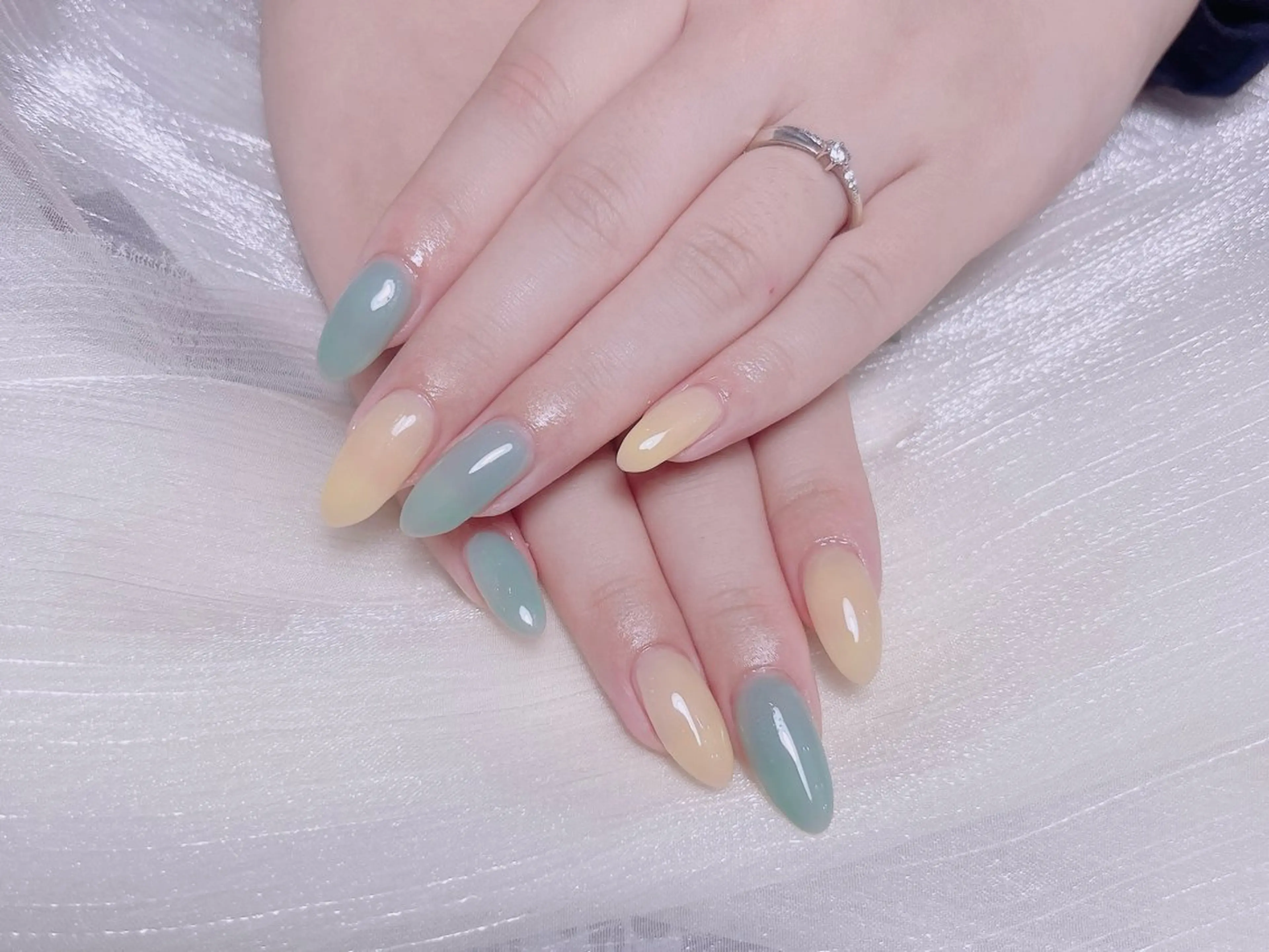 ネイル ハンドネイル KARI ネイルサロンのネイルデザイン