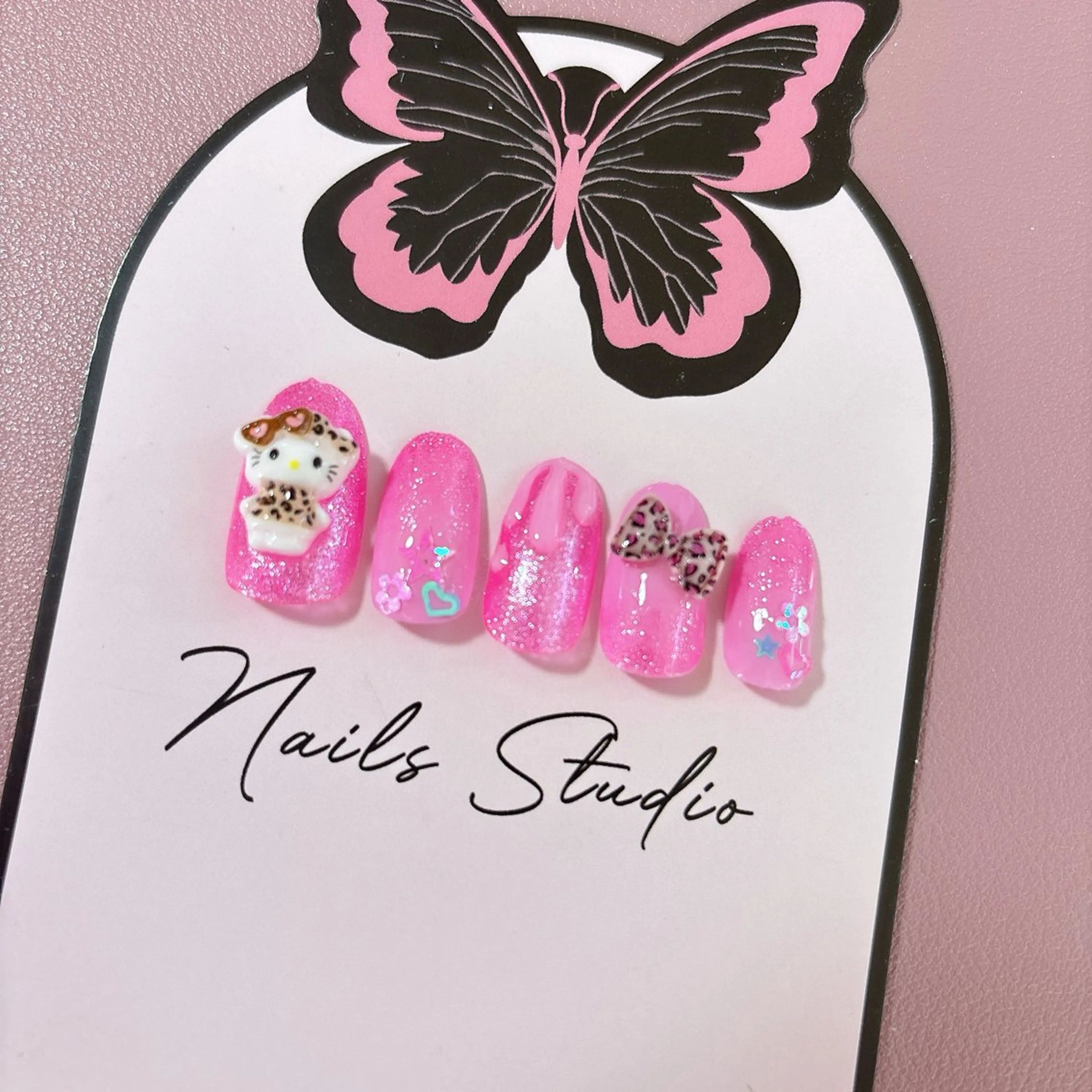 ネイル MignonReve所属・MignonReve 🎀Sayaのネイルデザイン