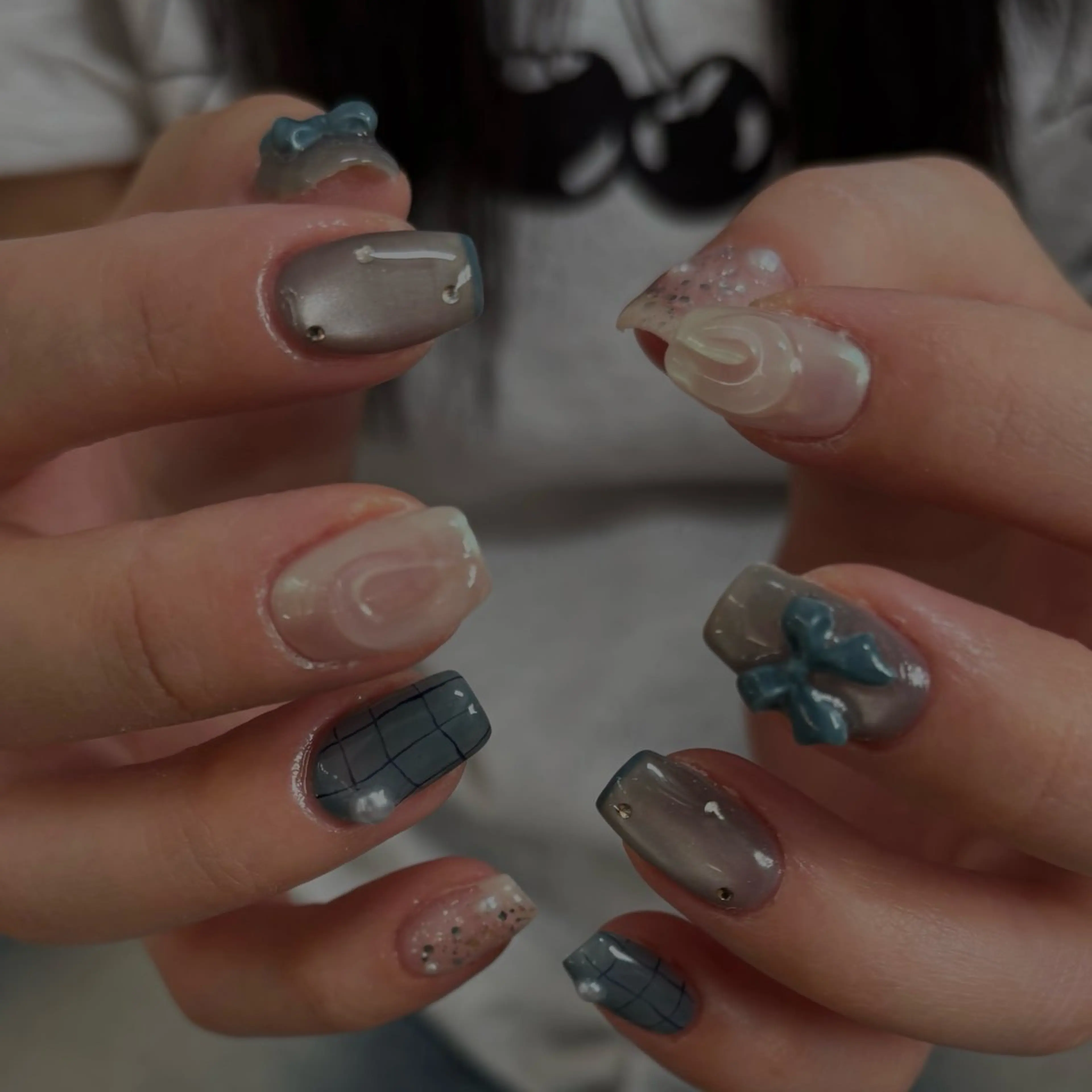 ネイル ハンドネイル 爪塗屋 さんのネイルデザイン