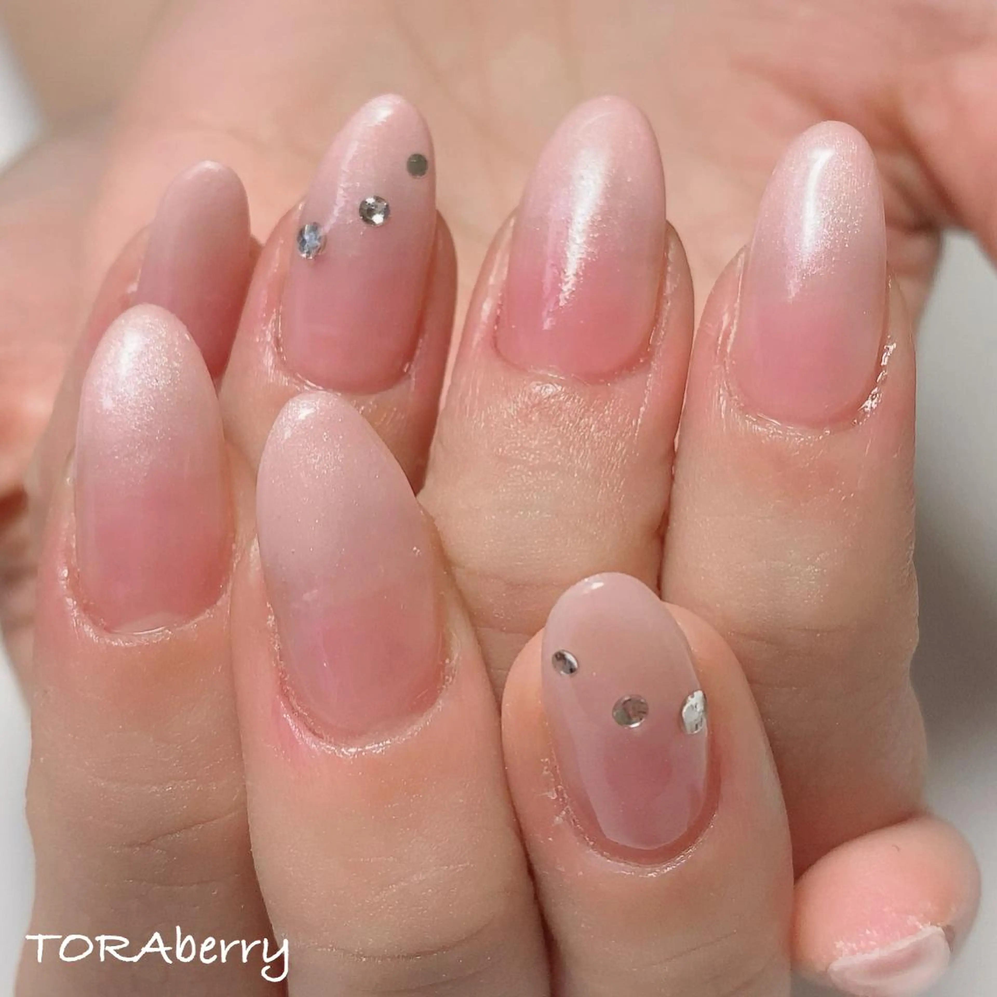 ネイル ハンドネイル ネイリスト なつみのネイルデザイン