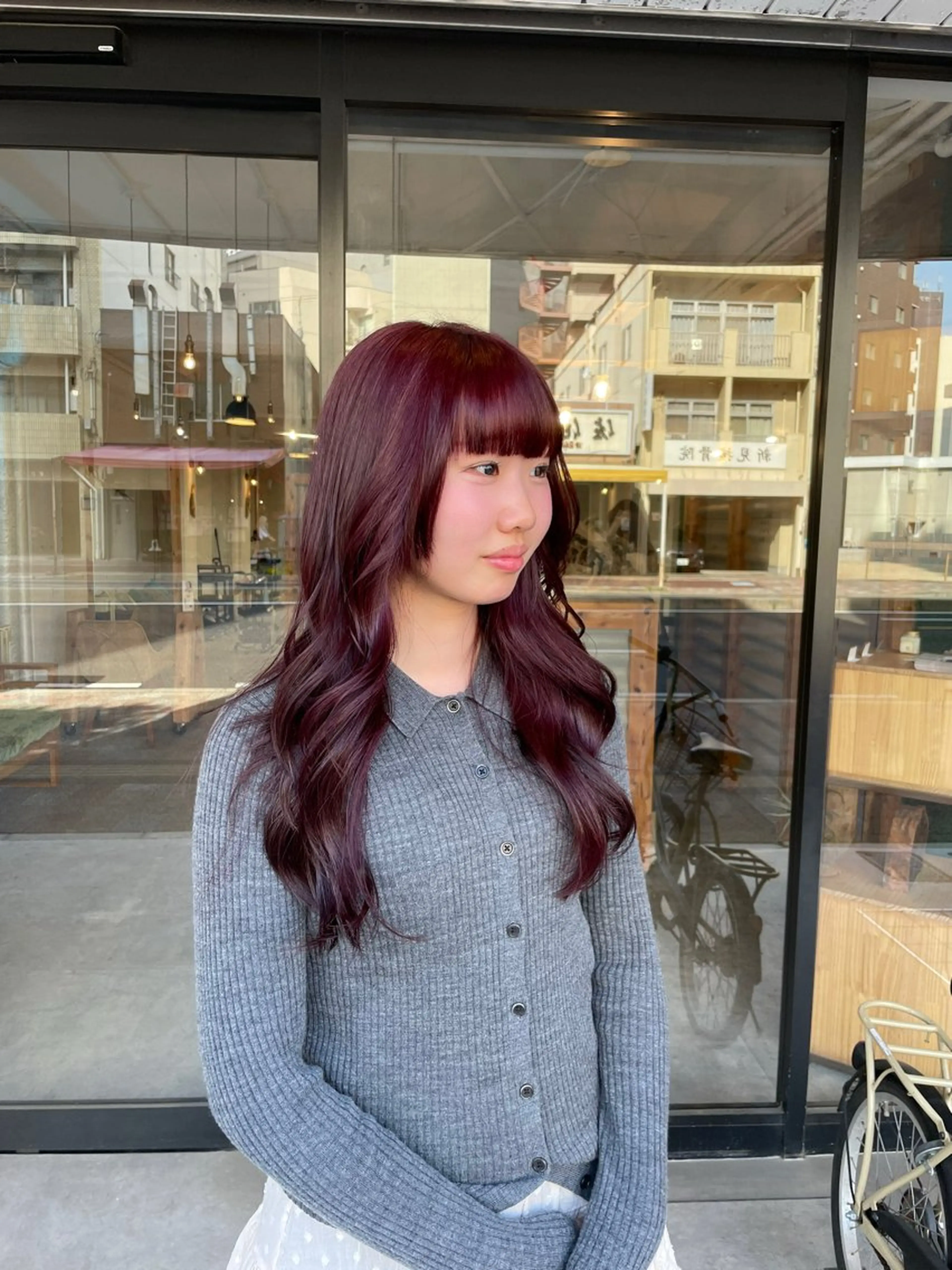 ロング カラー ボルドーカラー レイヤーカット 廣元 早紀のヘアスタイル