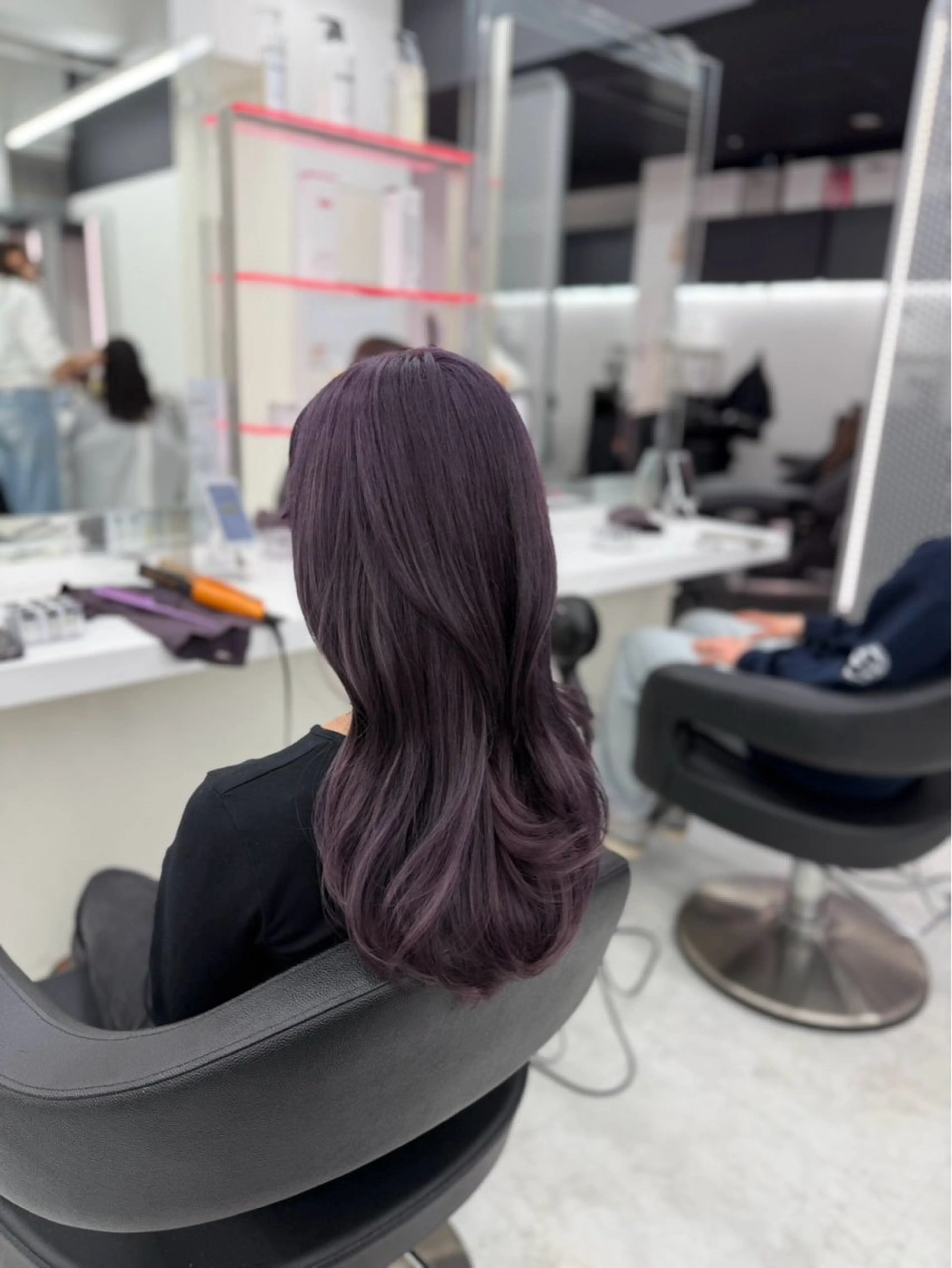 ロング カラー 黒髪 ブリーチ ブルーカラー ブルーブラック 透明感カラー 🦋chisa🦋 似合わせカラー🤍のヘアスタイル