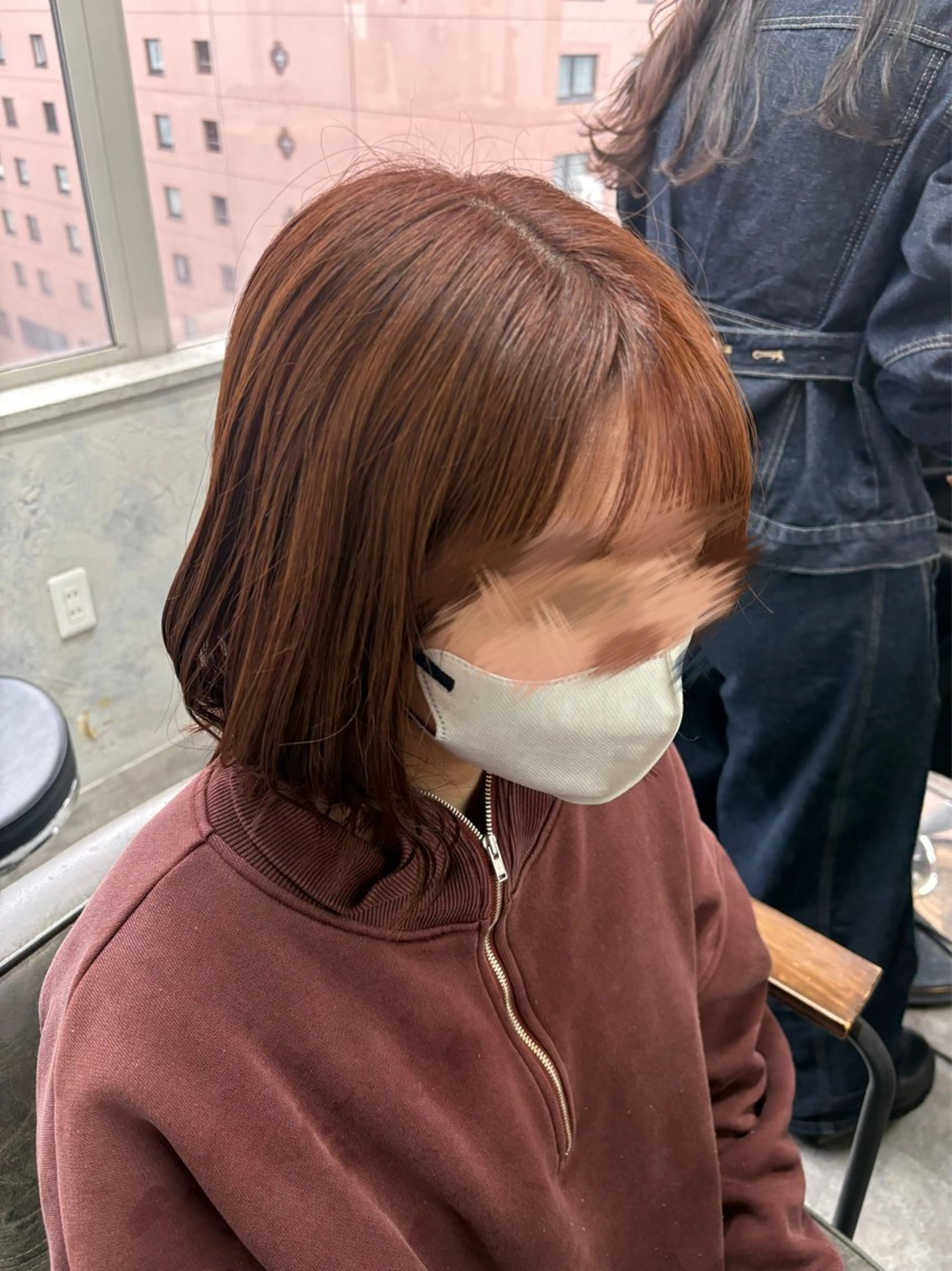 ミディアム ヘアカラー シモイケ ルアのヘアスタイル