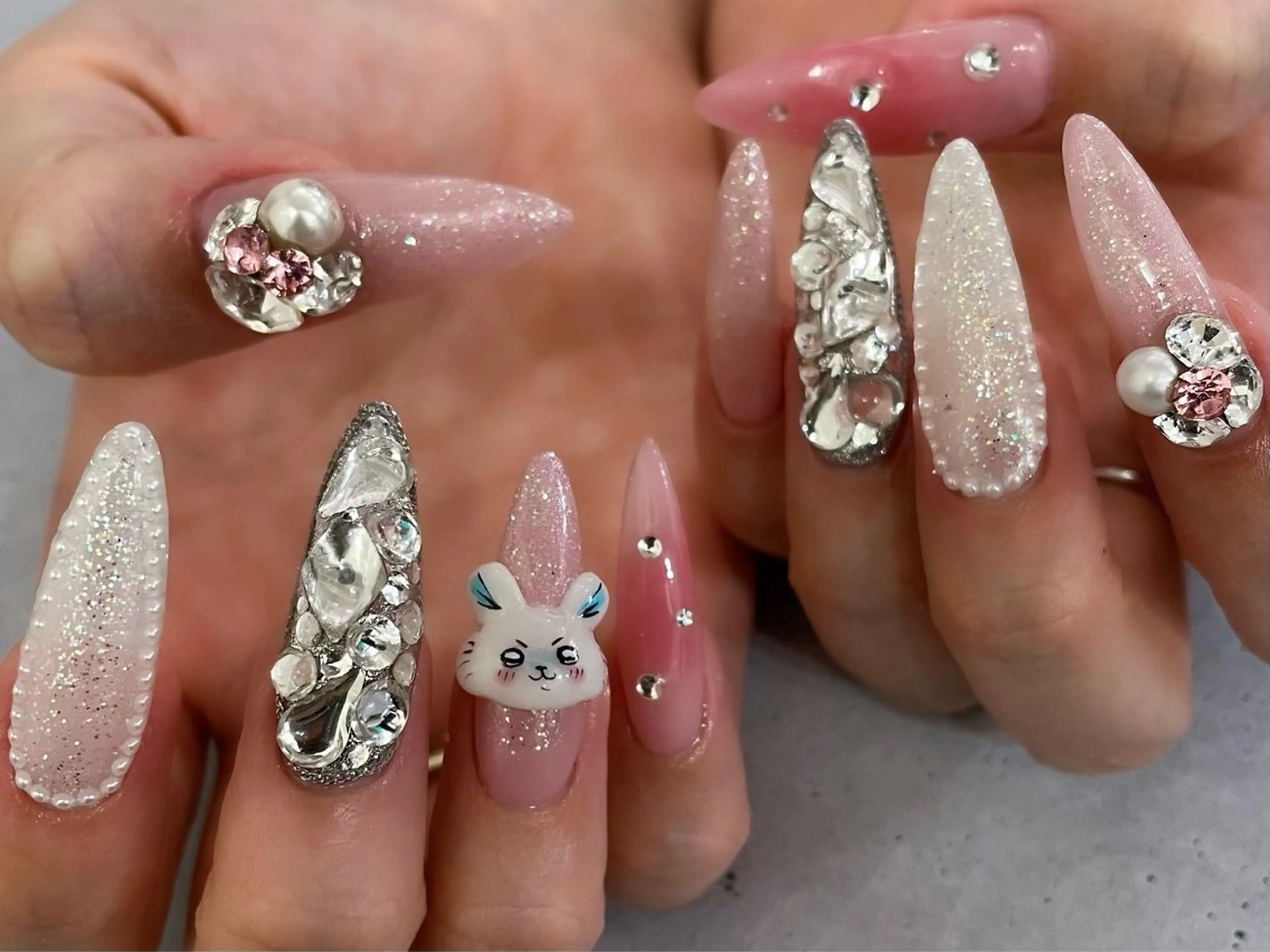 ネイル 神戸痛ネイル MIKAのネイルデザイン