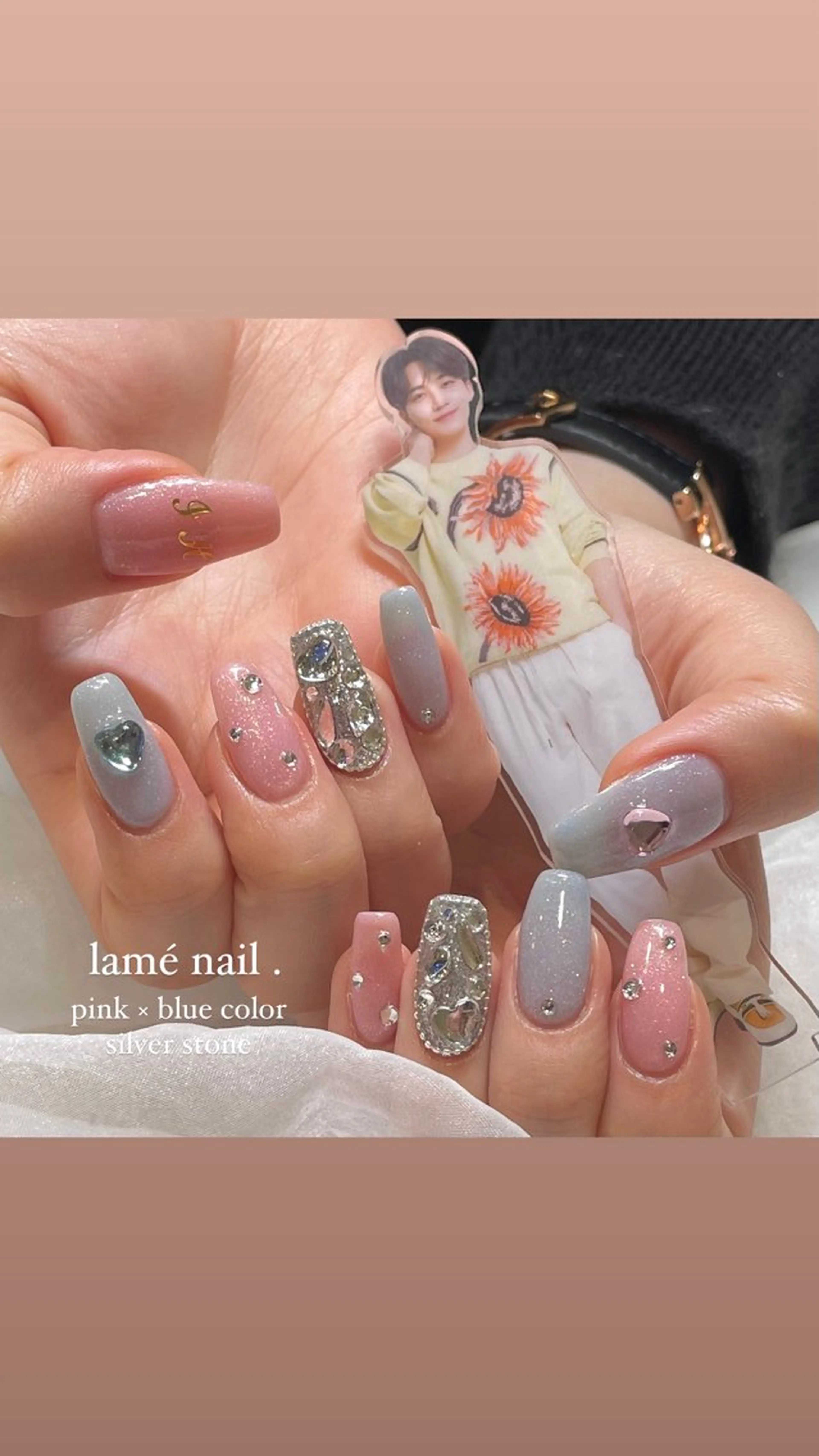 ネイル ハンドネイル 淡色ネイル 🎀moeのネイルデザイン