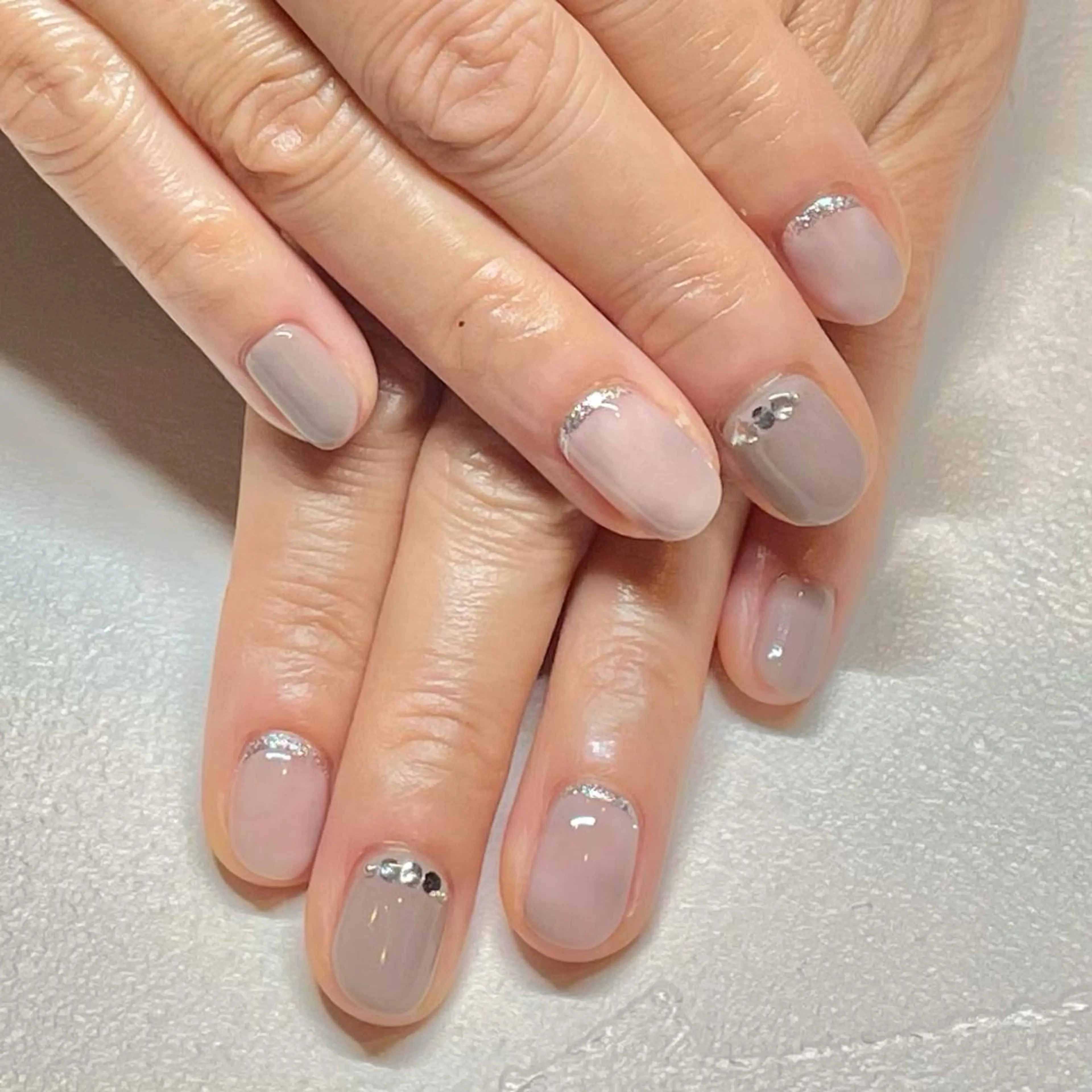 ネイル シンプルネイル ささき れいなのネイルデザイン