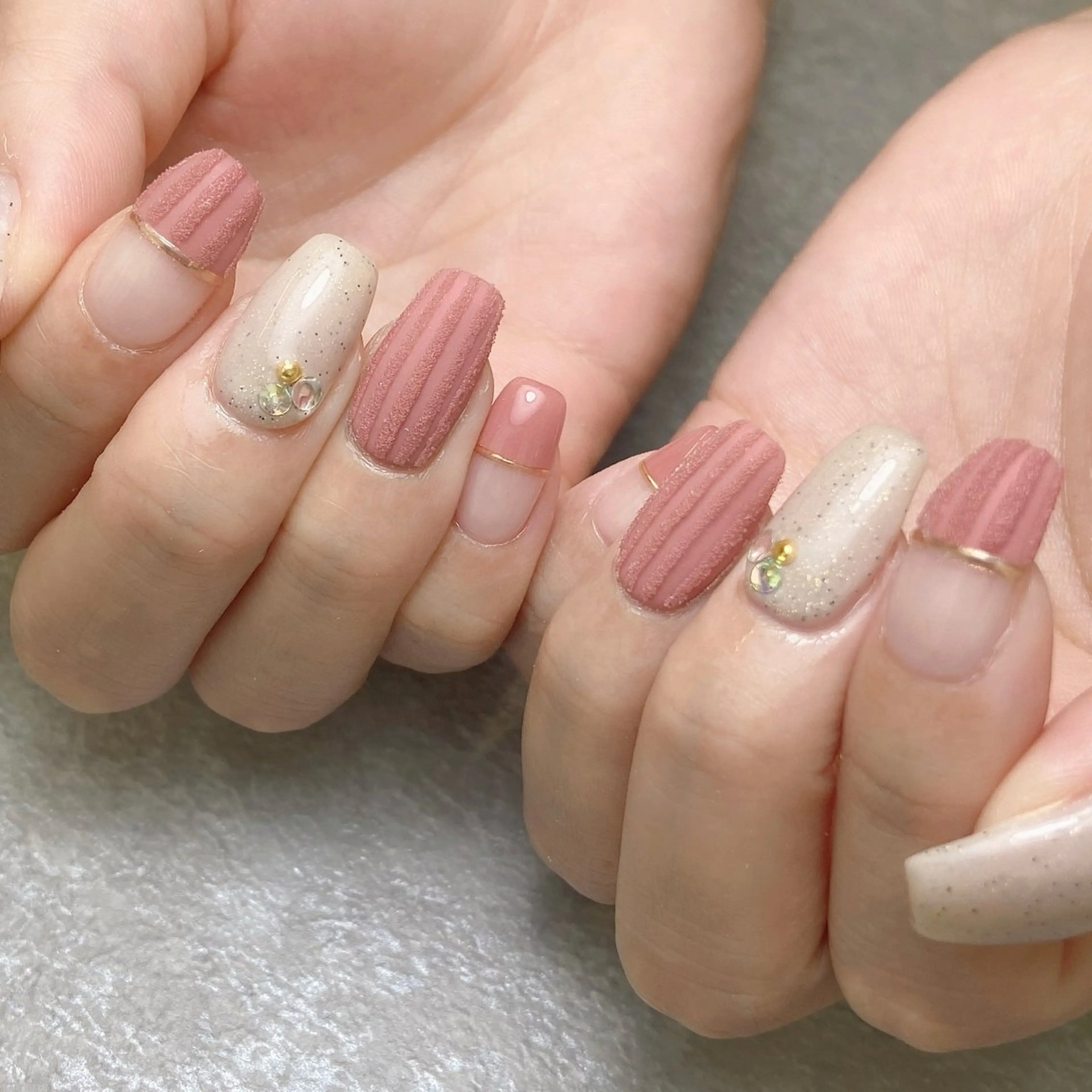 ネイル ハンドネイル Ayane 🫧のネイルデザイン