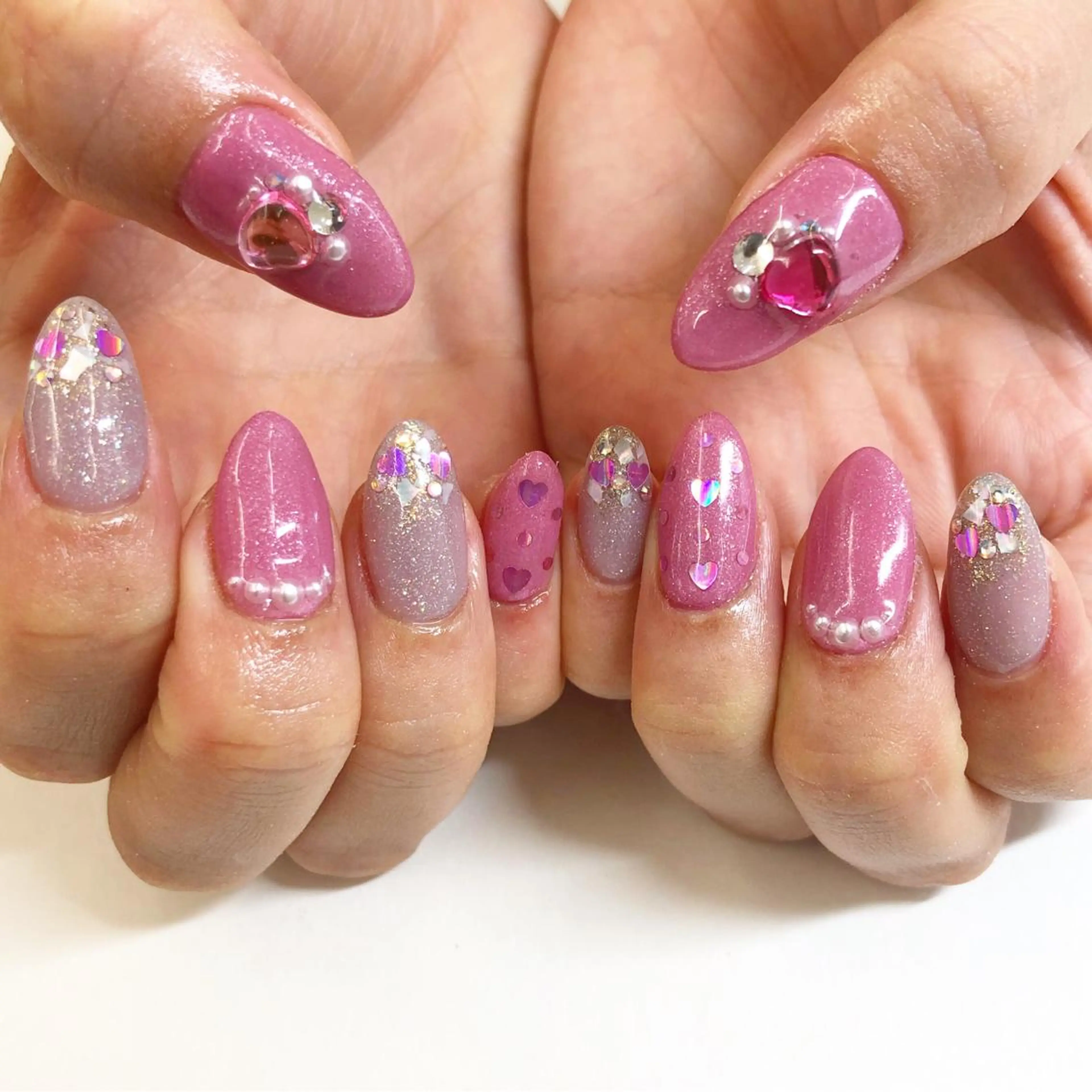 ネイル ハート ピンク ハンドネイル フットネイル Minami 🍓のネイルデザイン