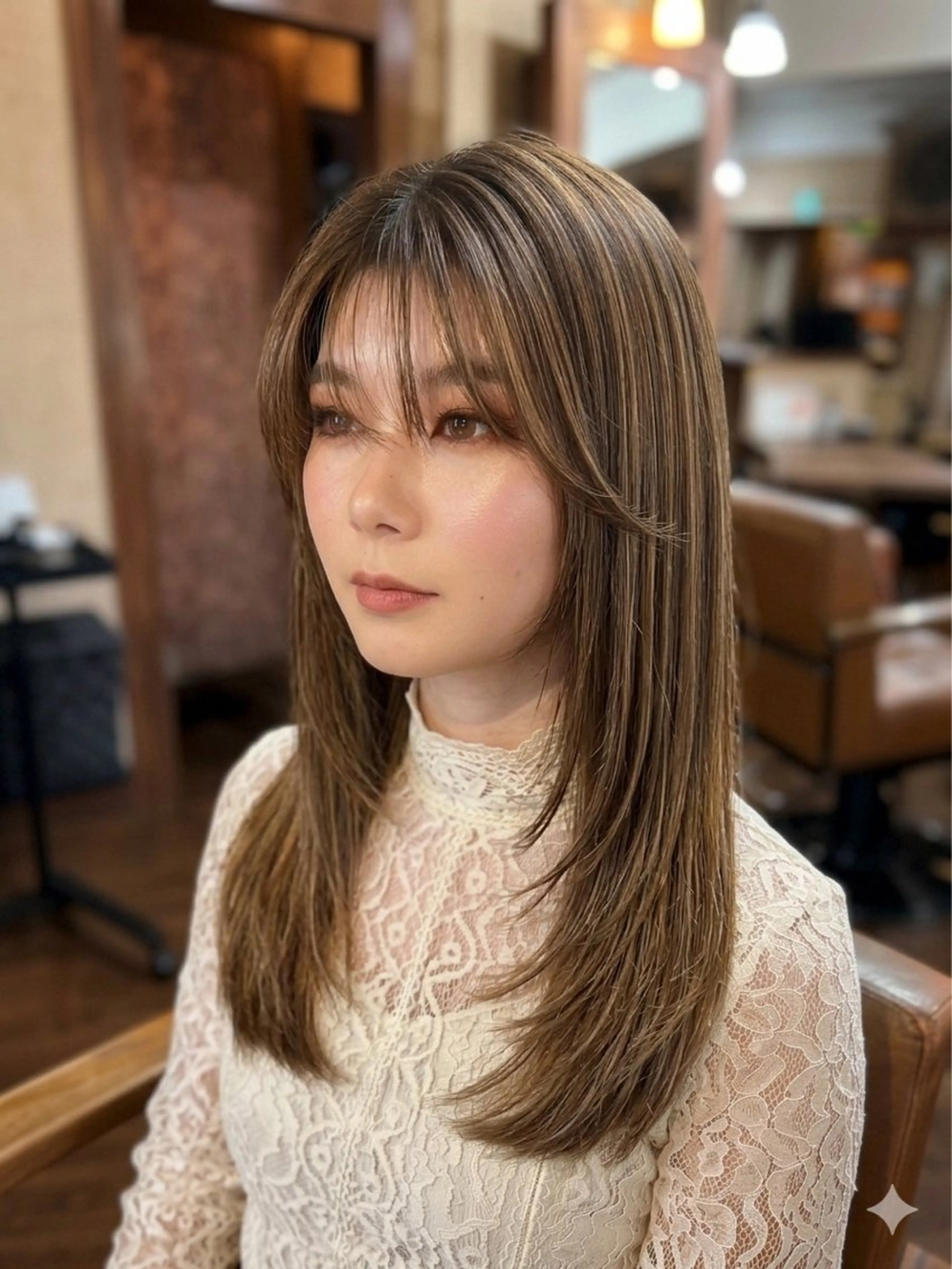 ロング カラー ハイライトカラー 顔まわりレイヤー ハイライト レイヤーカット ロング 艶髪/髪質改善/ レイヤー/鈴木慎一のヘアスタイル