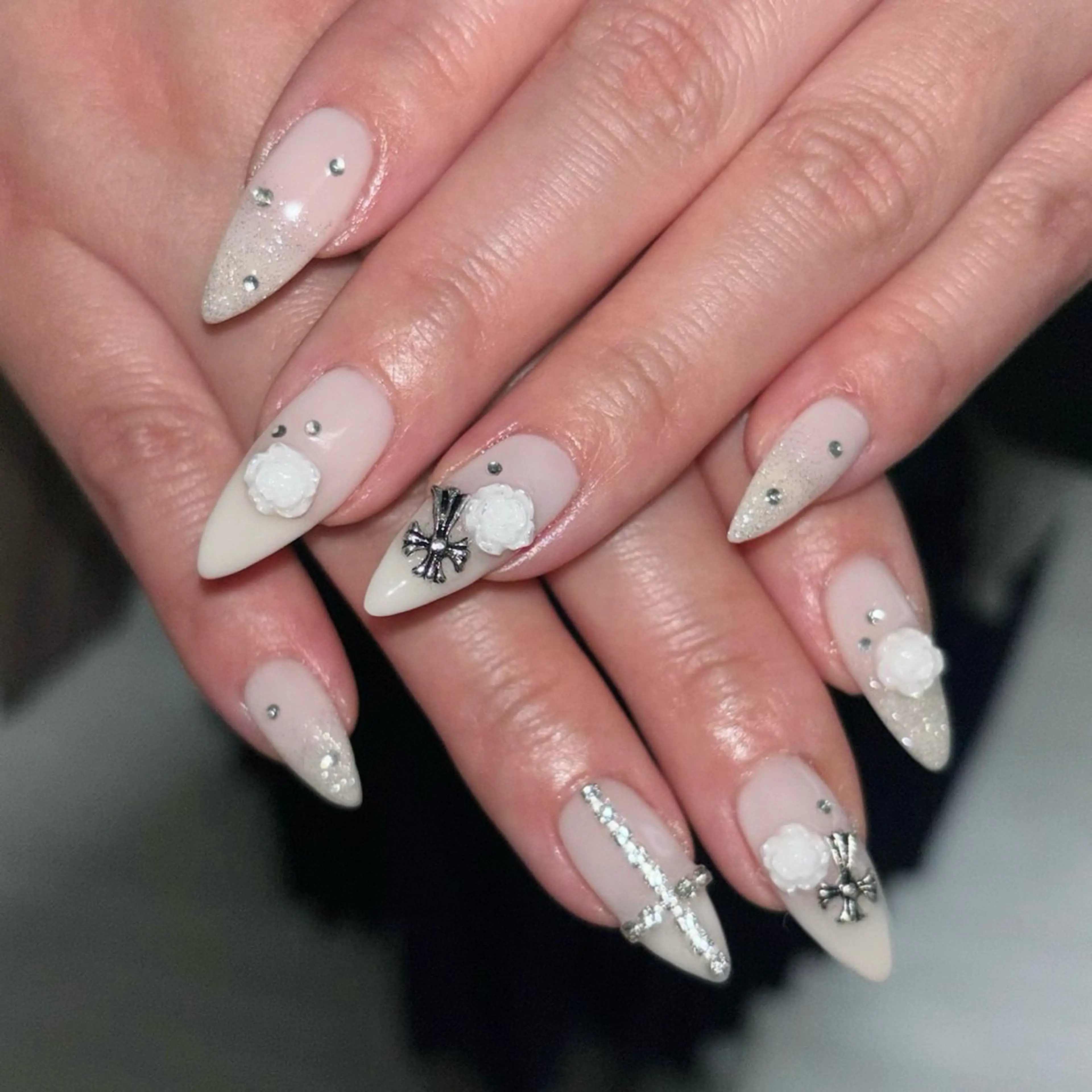 ネイル ハンドネイル LIAn.🎀 Munakataのネイルデザイン