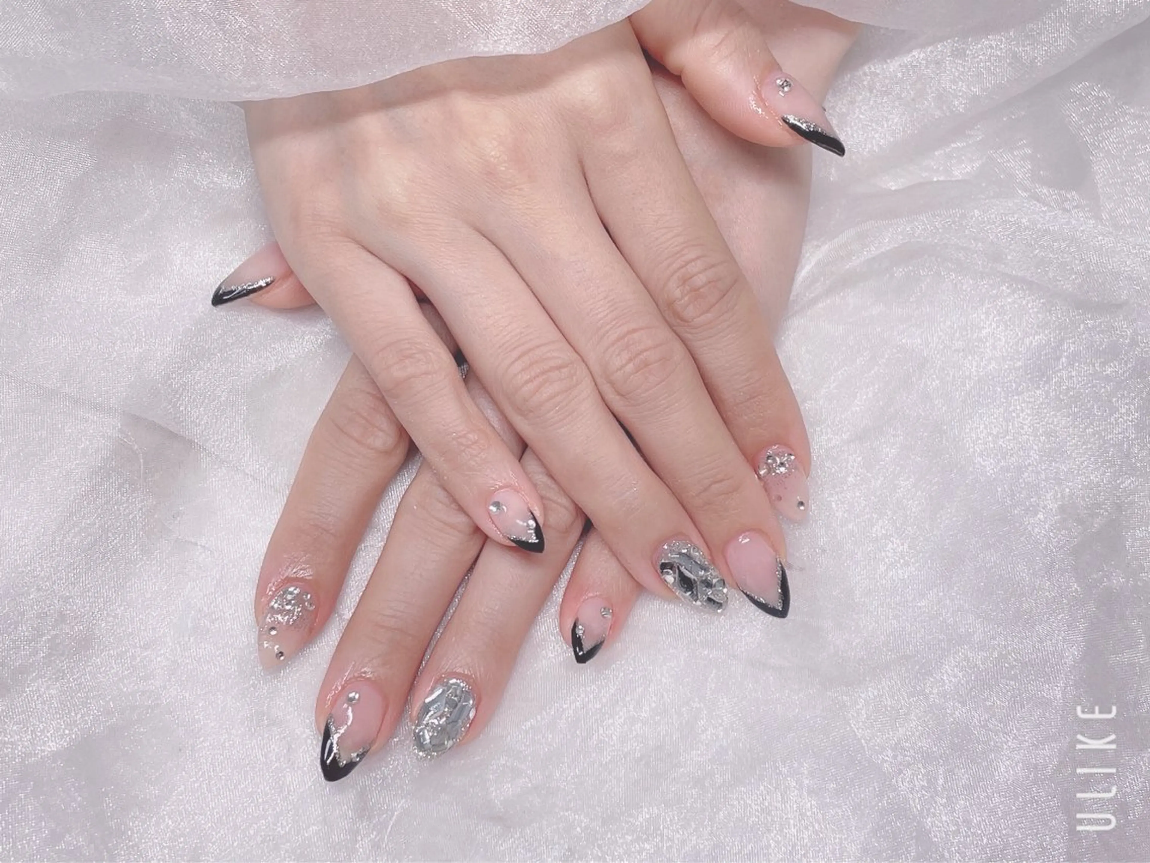 ネイル フレンチネイル BABY LION :Linaのネイルデザイン