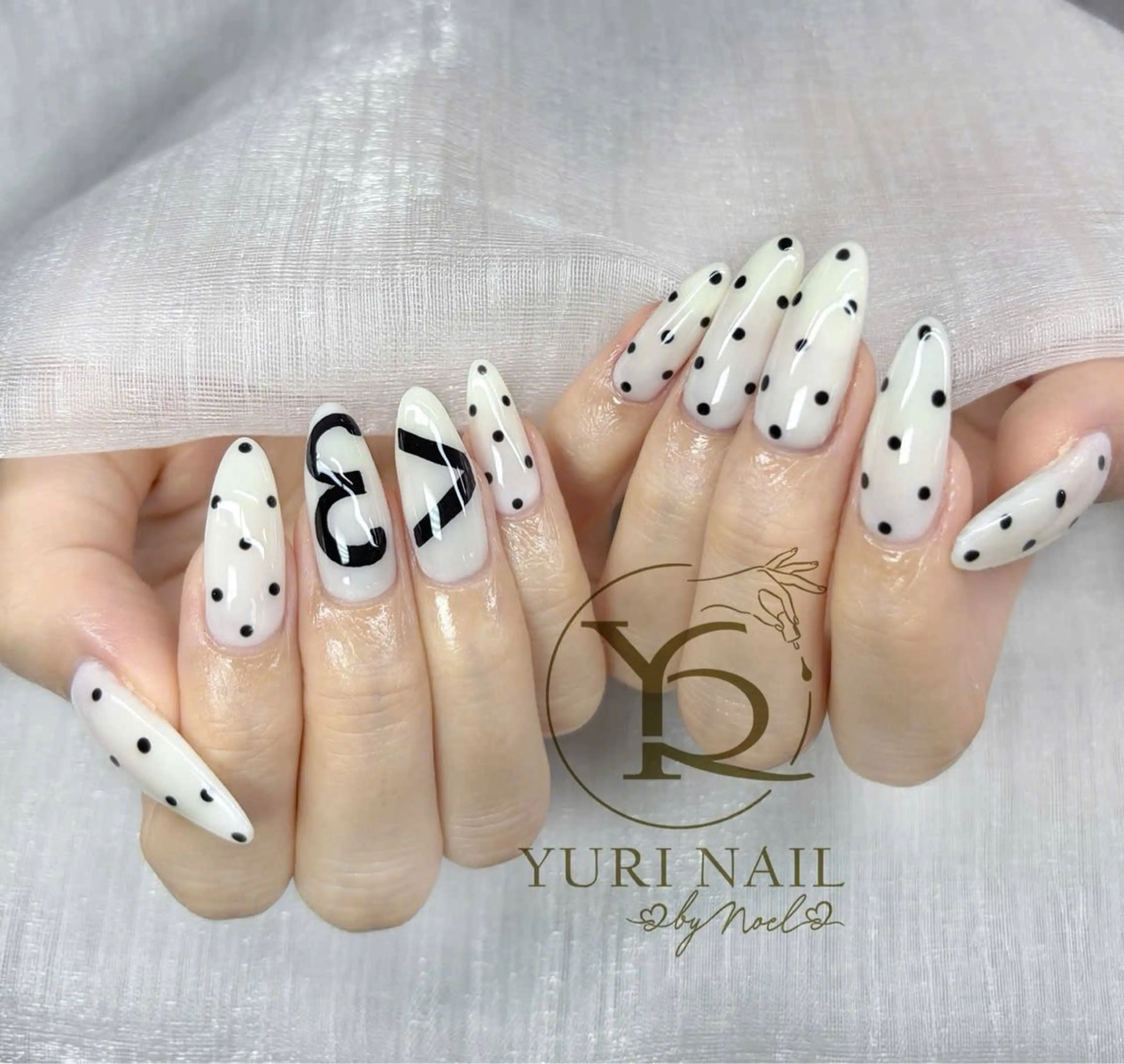 ネイル チークネイル フットネイル フレンチネイル グラデーション キラキラネイル YURI Nail Funabashiのネイルデザイン