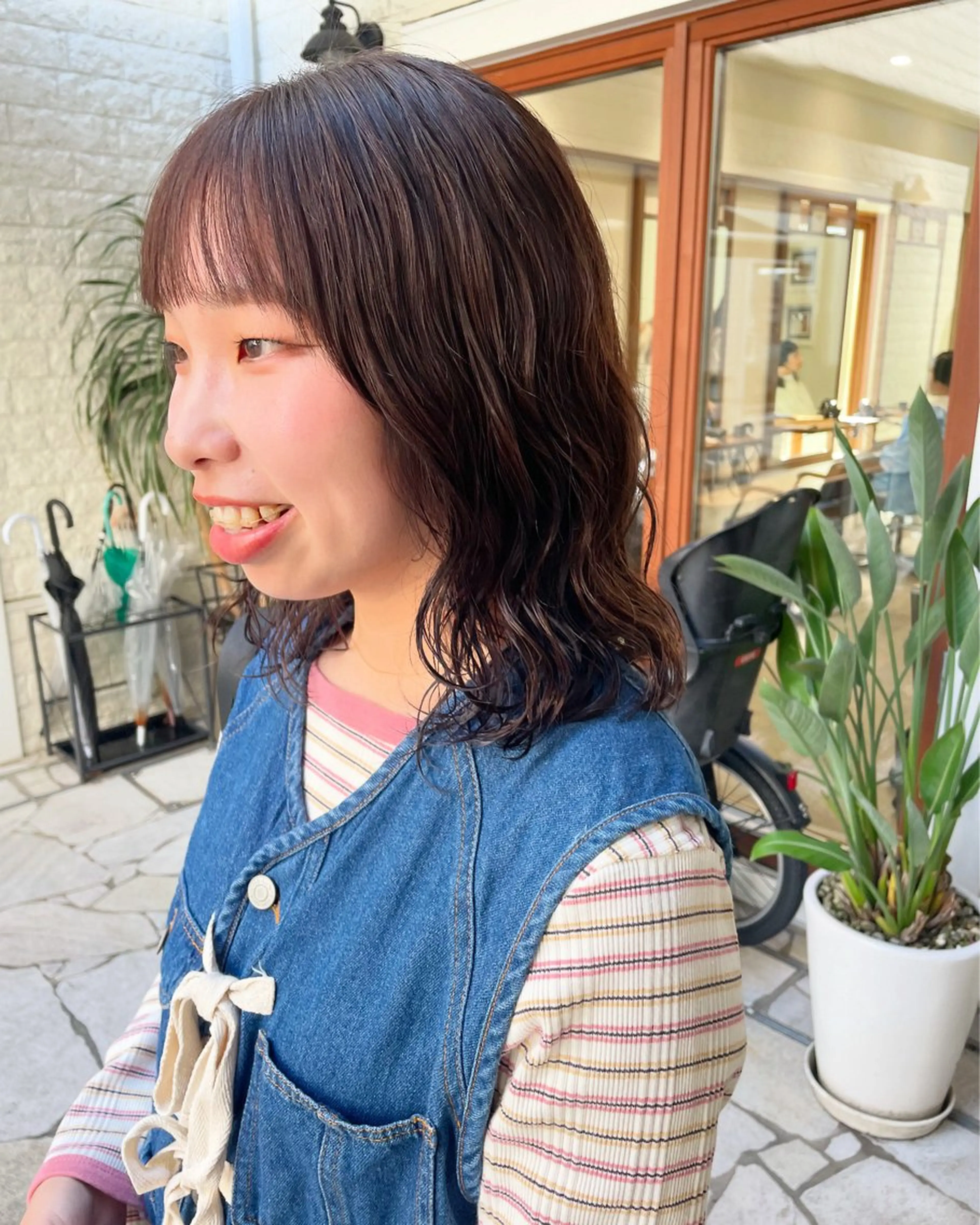 ミディアム パーマ ミディアムパーマ くせ毛 ニュアンスパーマ エアウェーブ カット パーマ トリートメント 髪質改善ストレート✨ パーマヘア✨YUKIのヘアスタイル