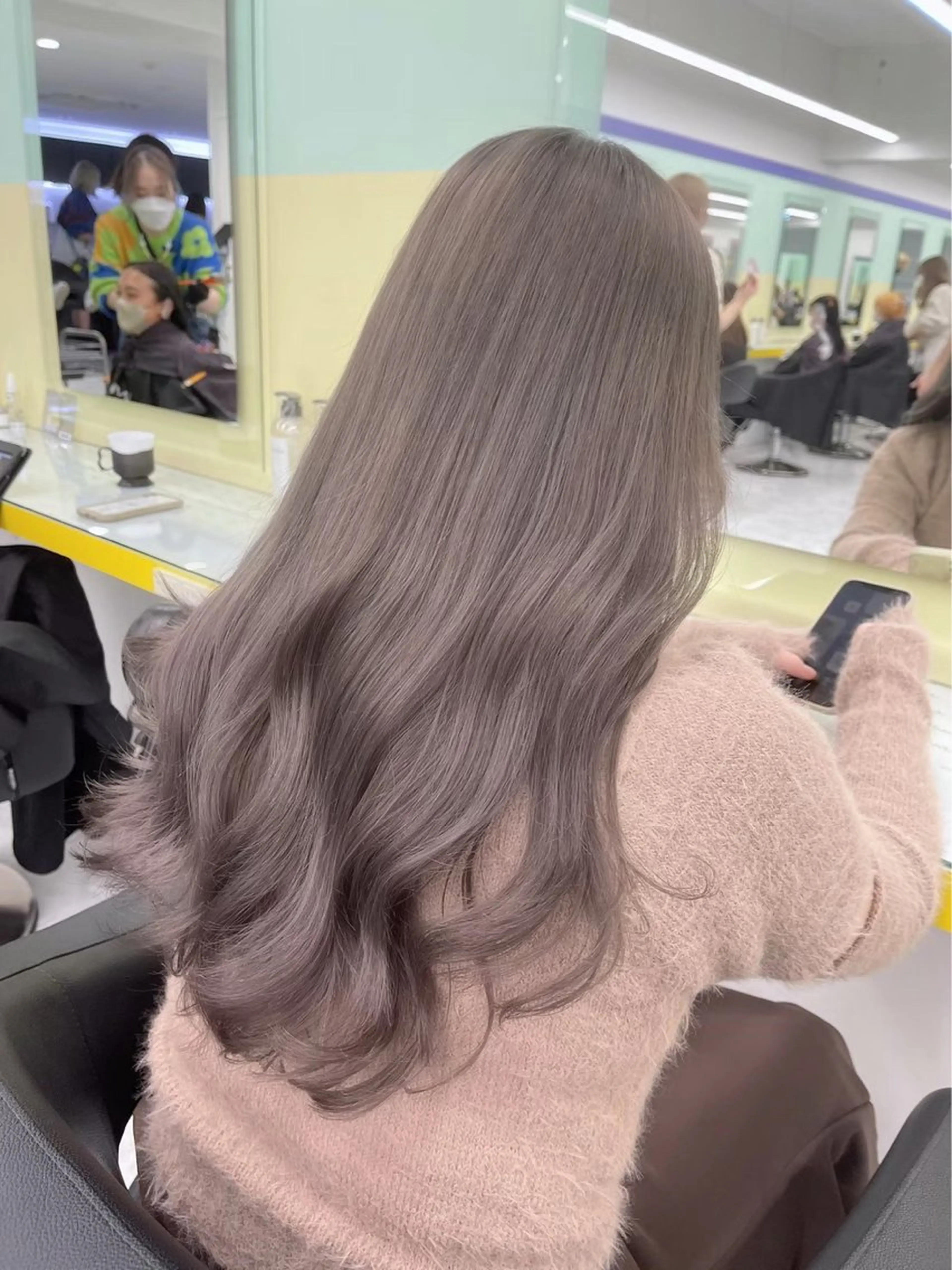 ロング カラー ヘアアレンジ ブリーチ ケアブリーチ 髪質改善 トリートメント 💎韓国/ レイヤー カット/ 暖色🫧のヘアスタイル