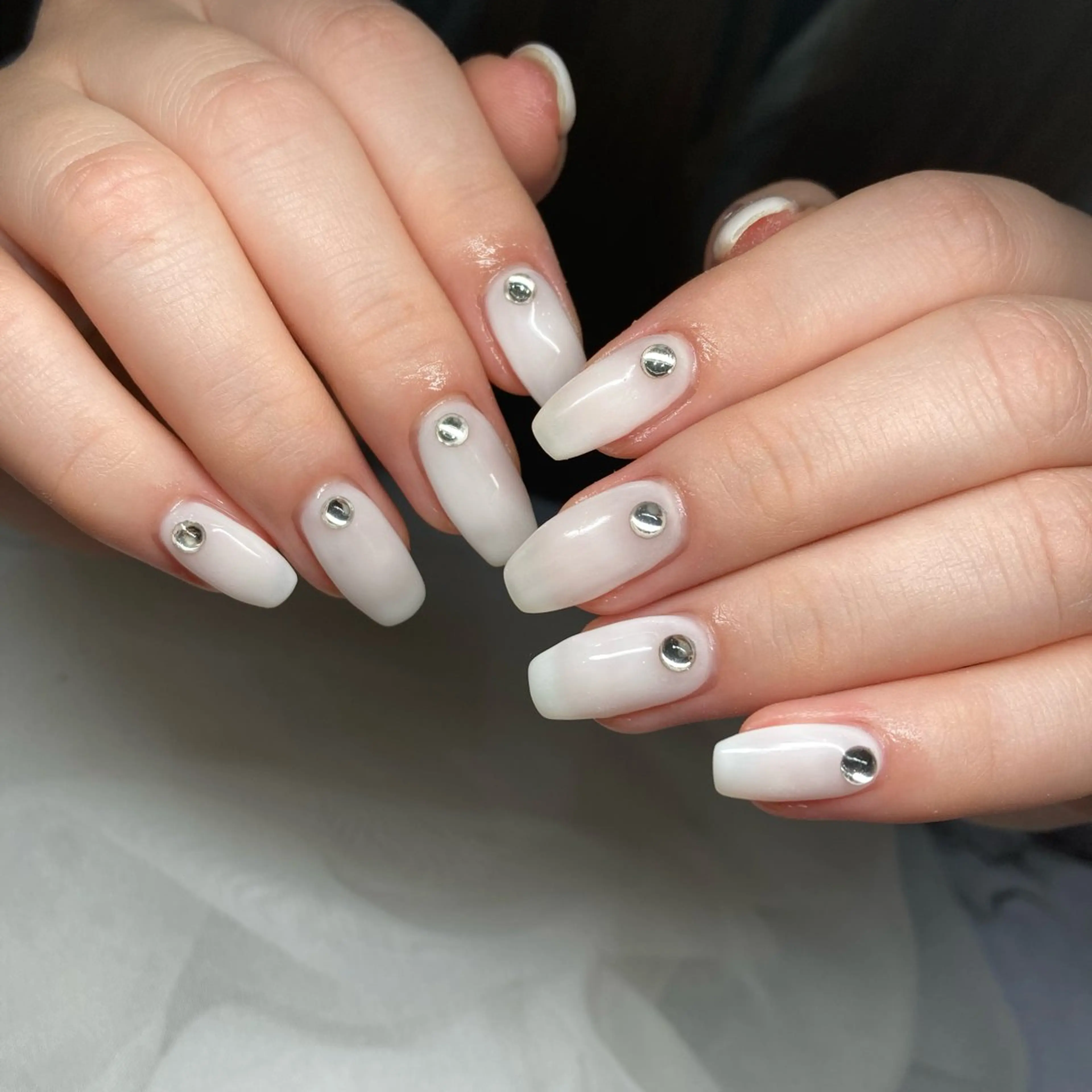 ネイル 長さ出し フレンチネイル グラデーション マグネットネイル メンズネイル ハンドネイル Gracias. rieのネイルデザイン