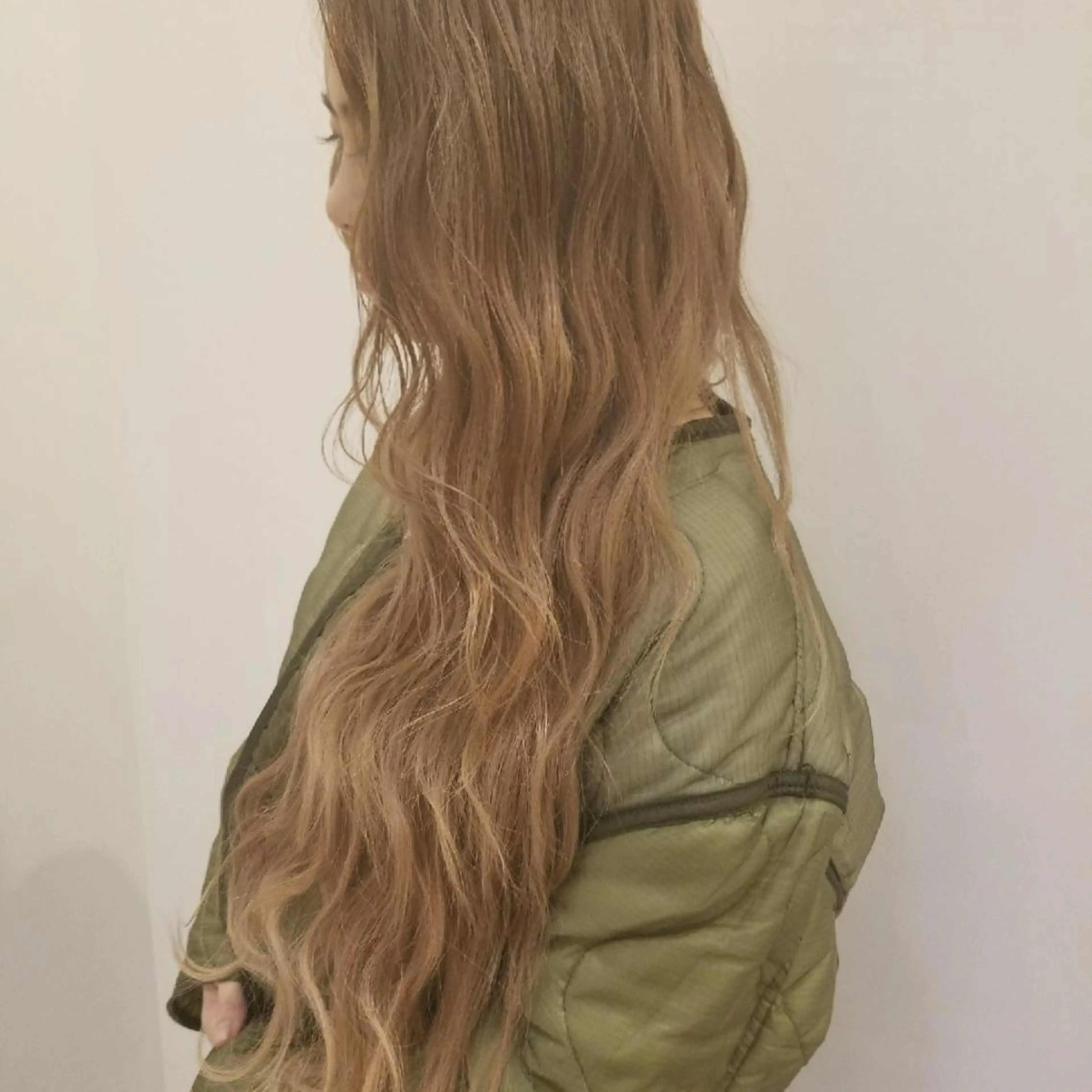 ロング カラー ベージュカラー カット ヘアカラー エクステ シールエクステ♦️ レイヤー♦️福田晃大のヘアスタイル