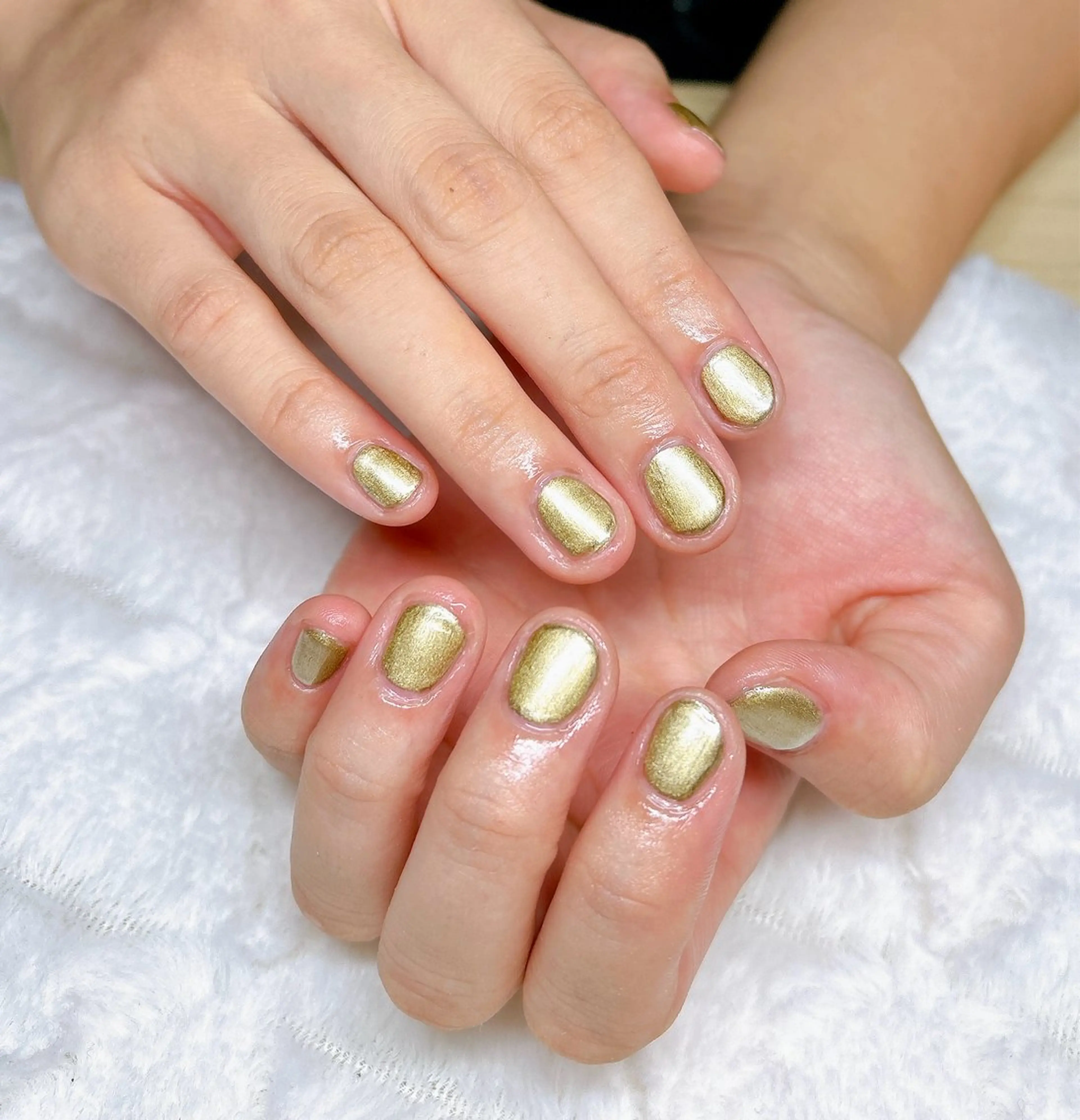 ネイル ゴールド キラキラネイル ミラーネイル ハンドネイル kaenail 瑞江のネイルデザイン