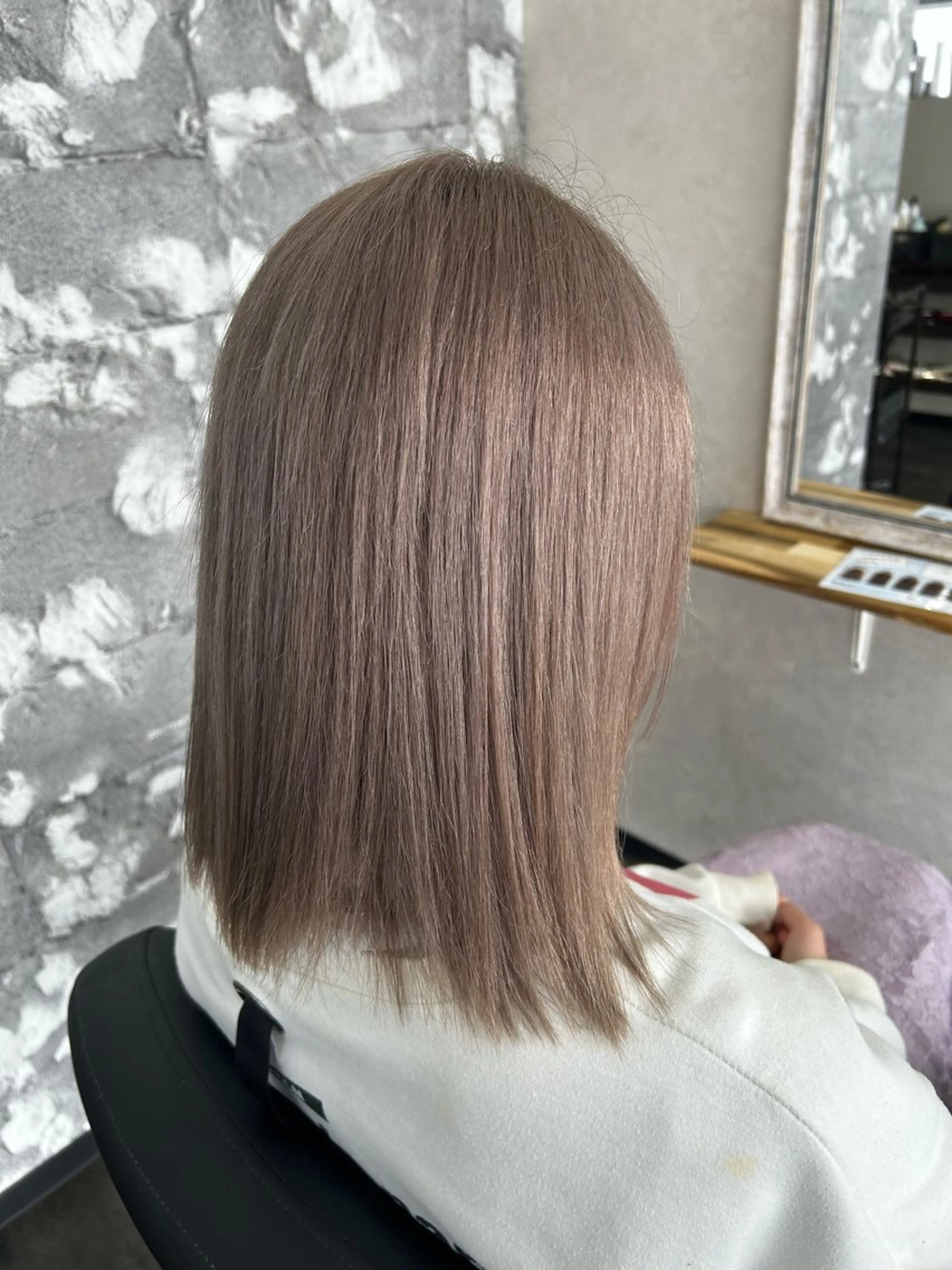 ミディアム カラー ベージュカラー ピンクカラー ピンクベージュ ヘアカラー トリートメント Seaツイスト/ ユウガのヘアスタイル