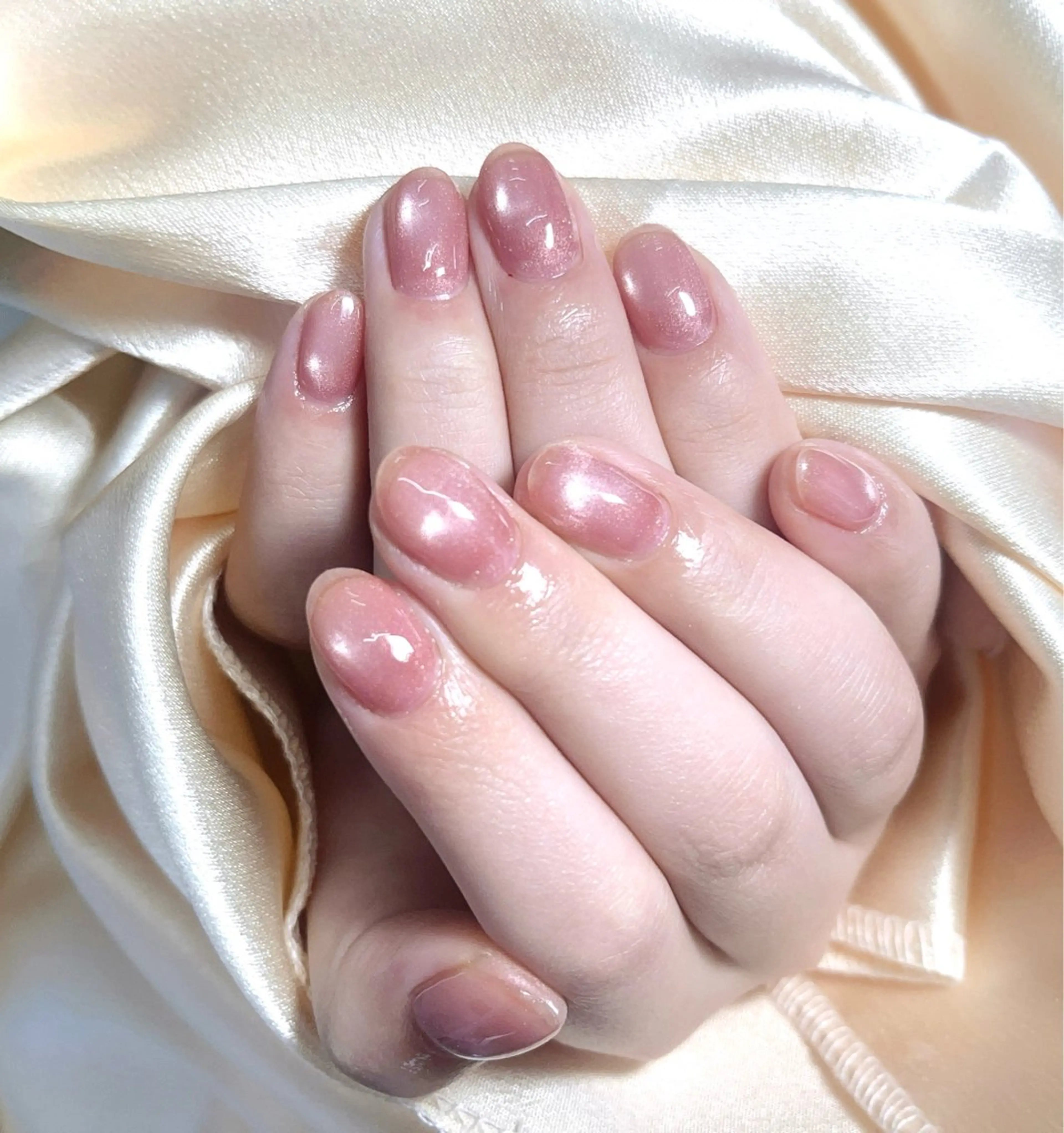 ネイル マグネットネイル 春ネイル DoReMiサロン チョウのネイルデザイン